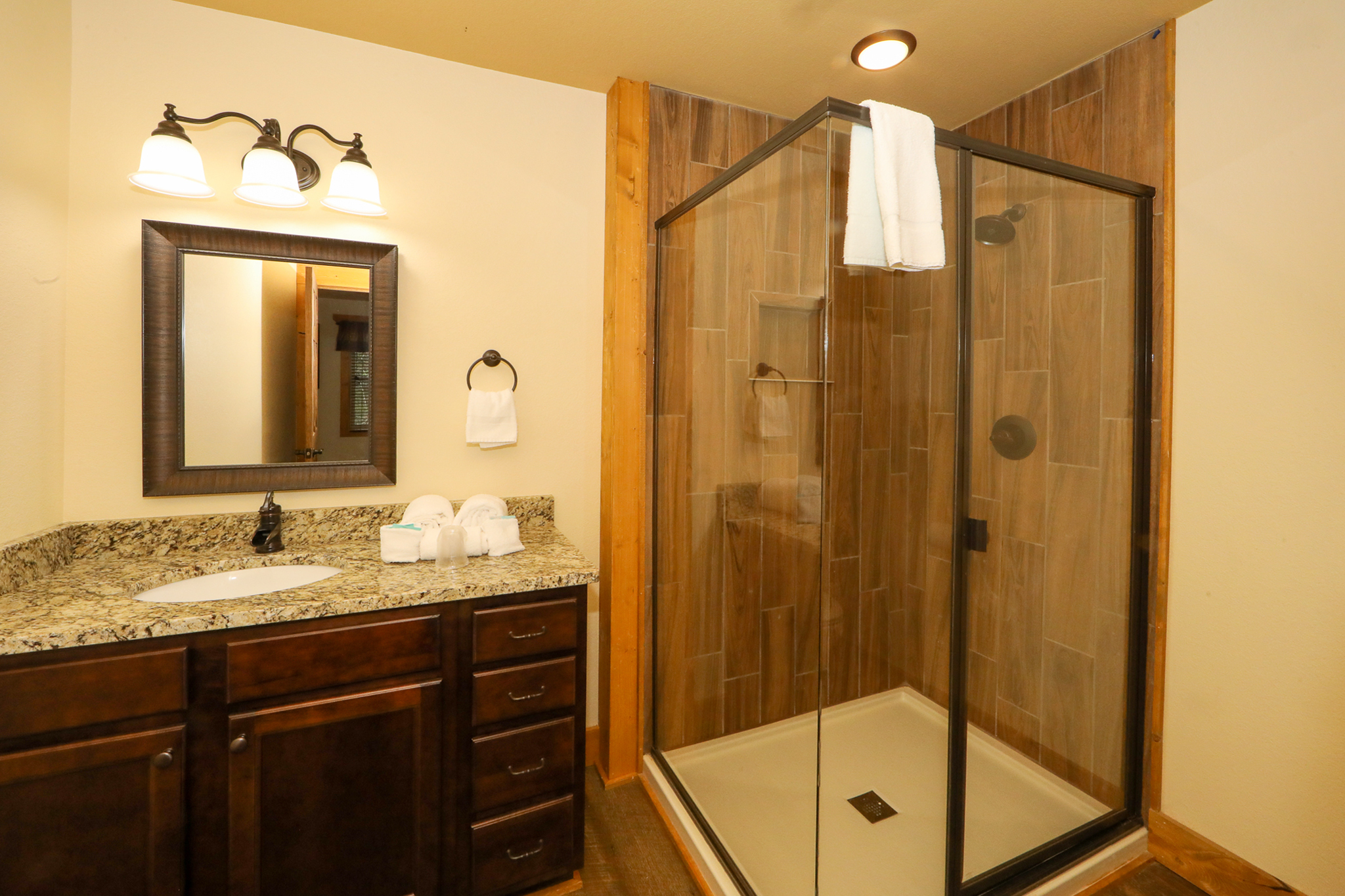 Ivie Holler | Photo 23