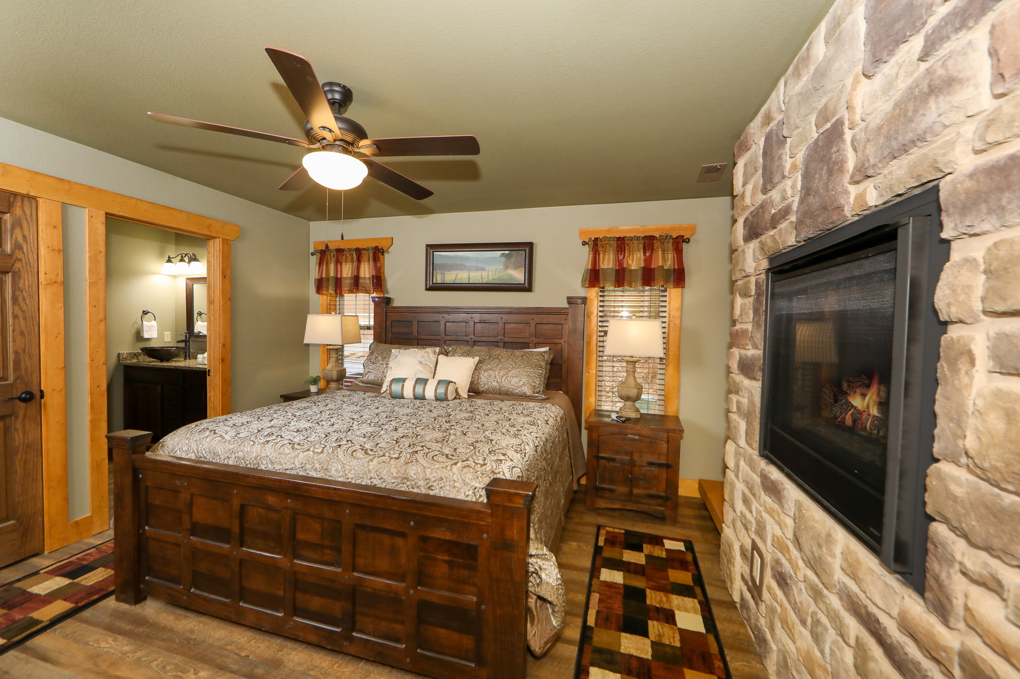 Ivie Holler | Photo 11