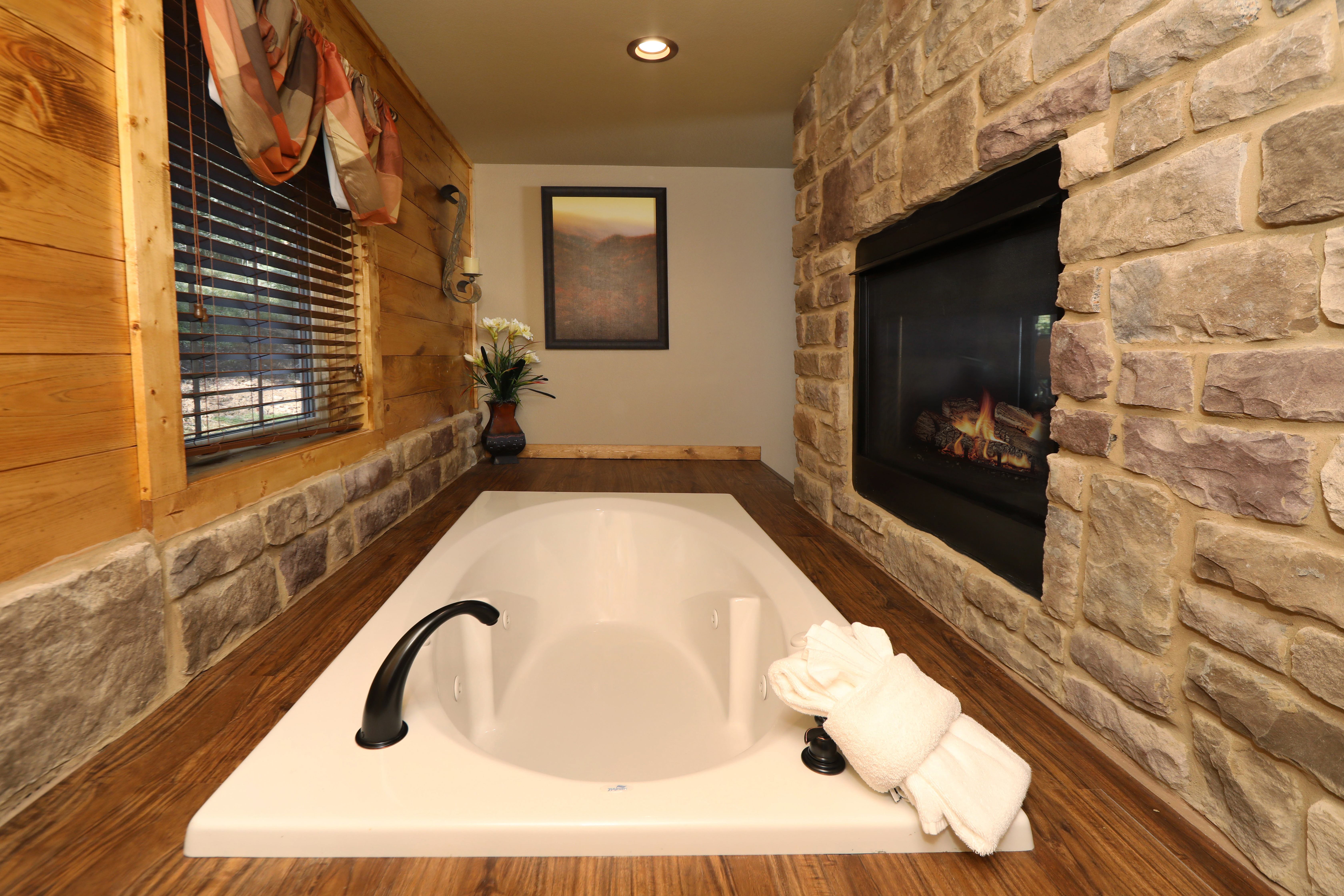 Misty Mountainside | Photo 14