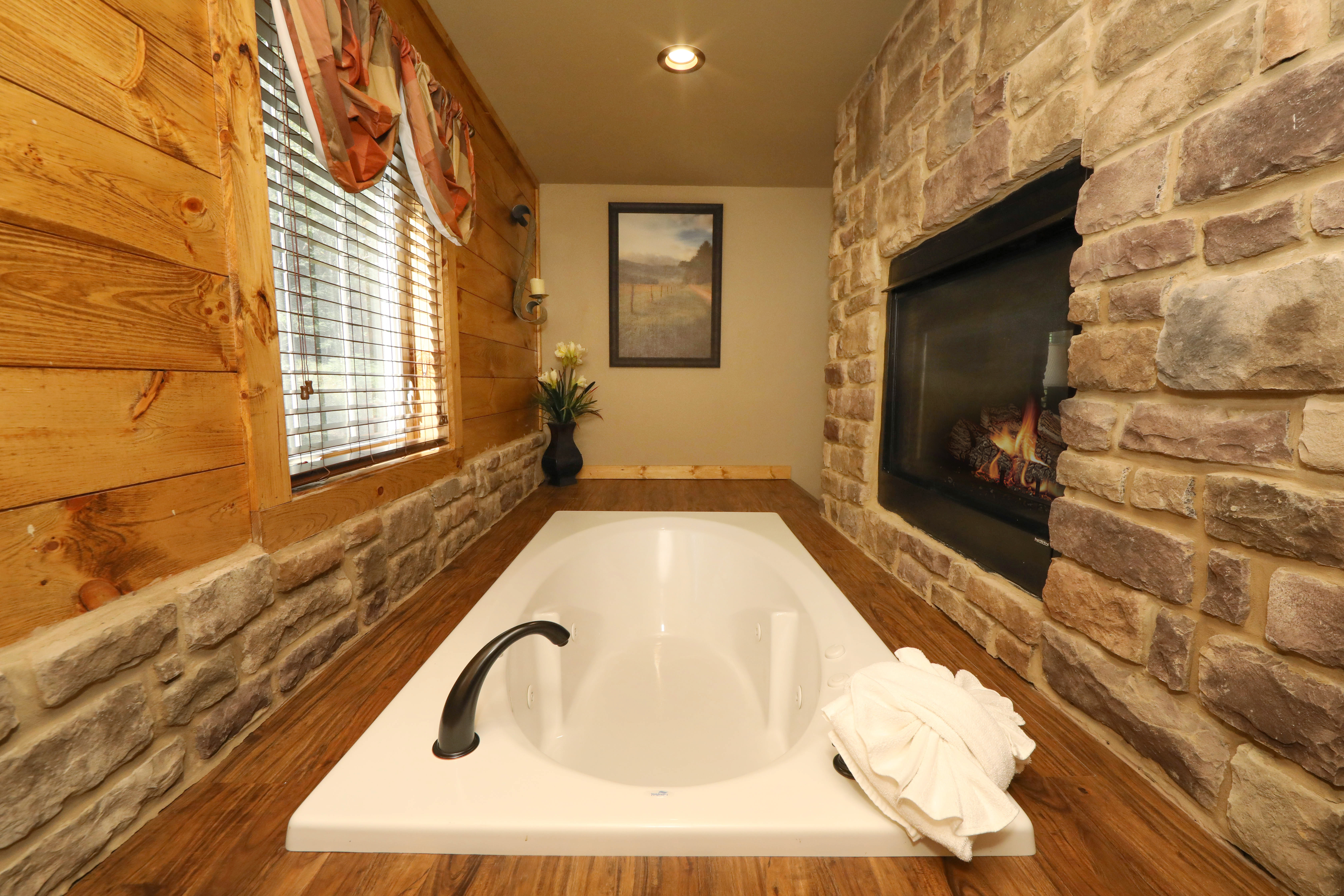 Misty Mountainside | Photo 22