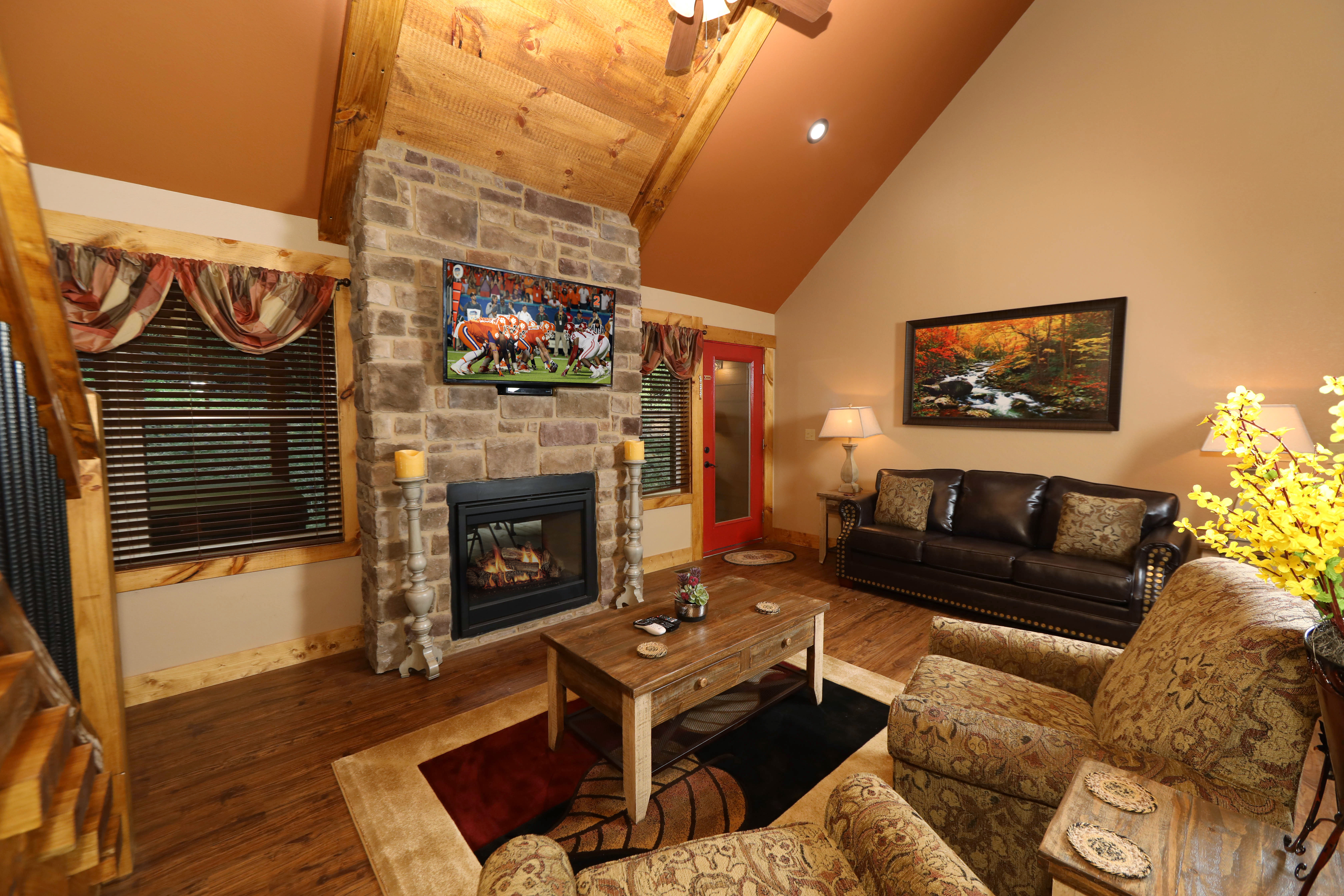 Misty Mountainside | Photo 2