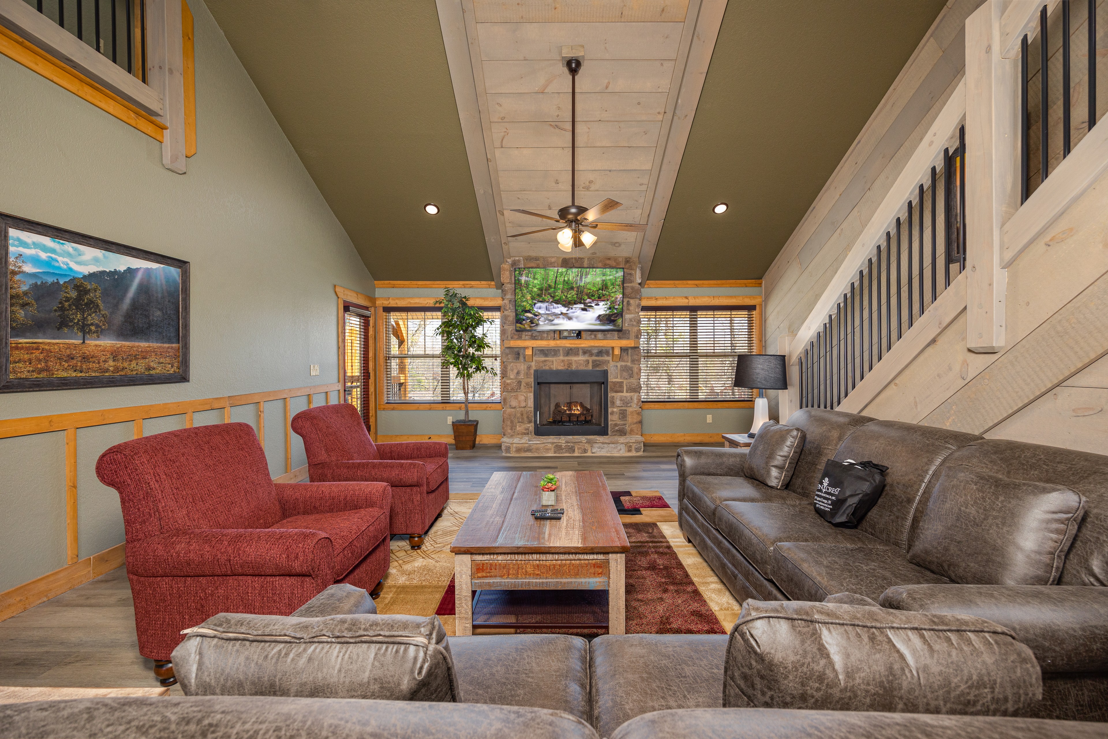 Mountain High | Photo 3