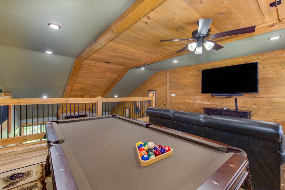 Running Bear | Photo 5