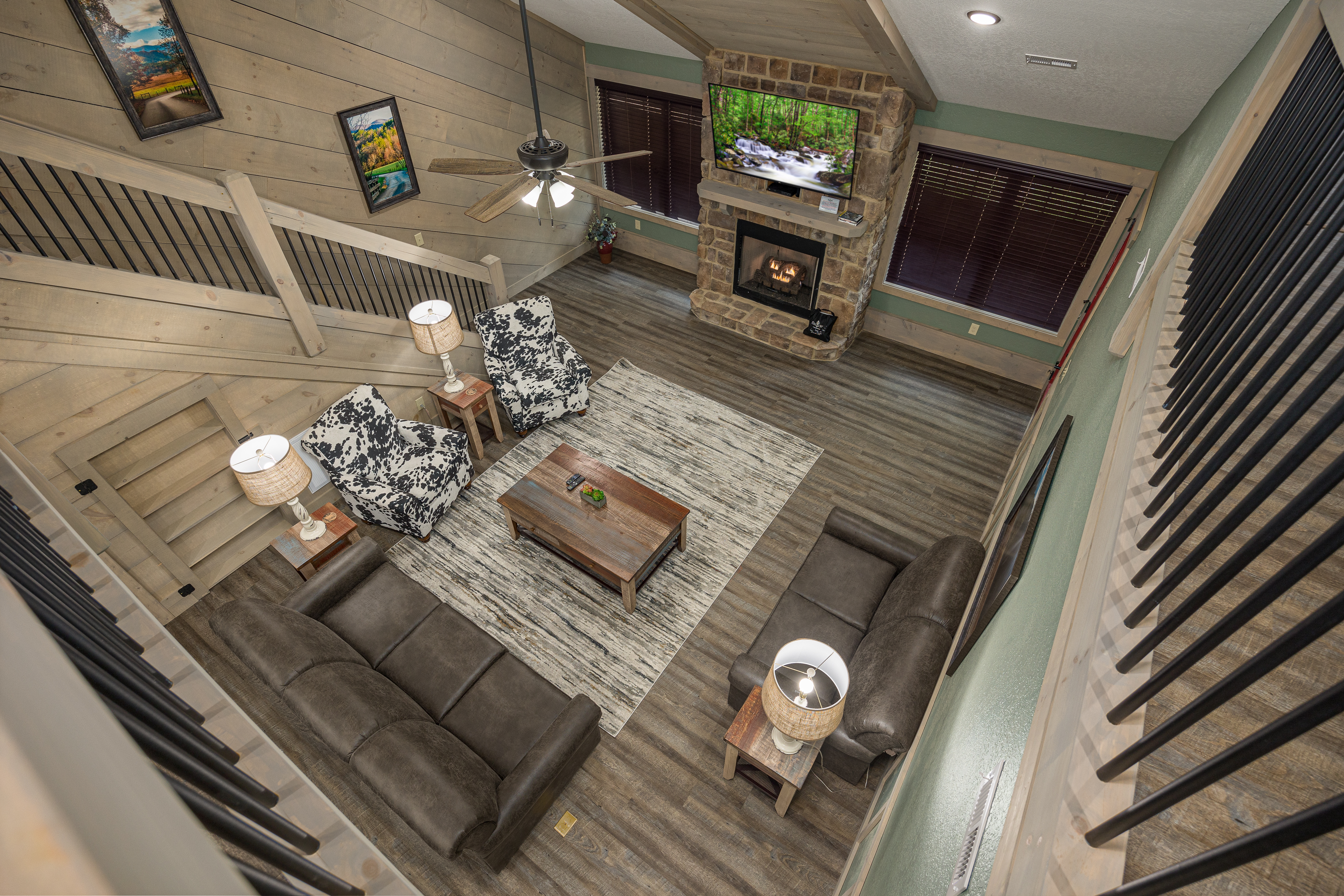 Smoky Pines Chalet | Photo 12