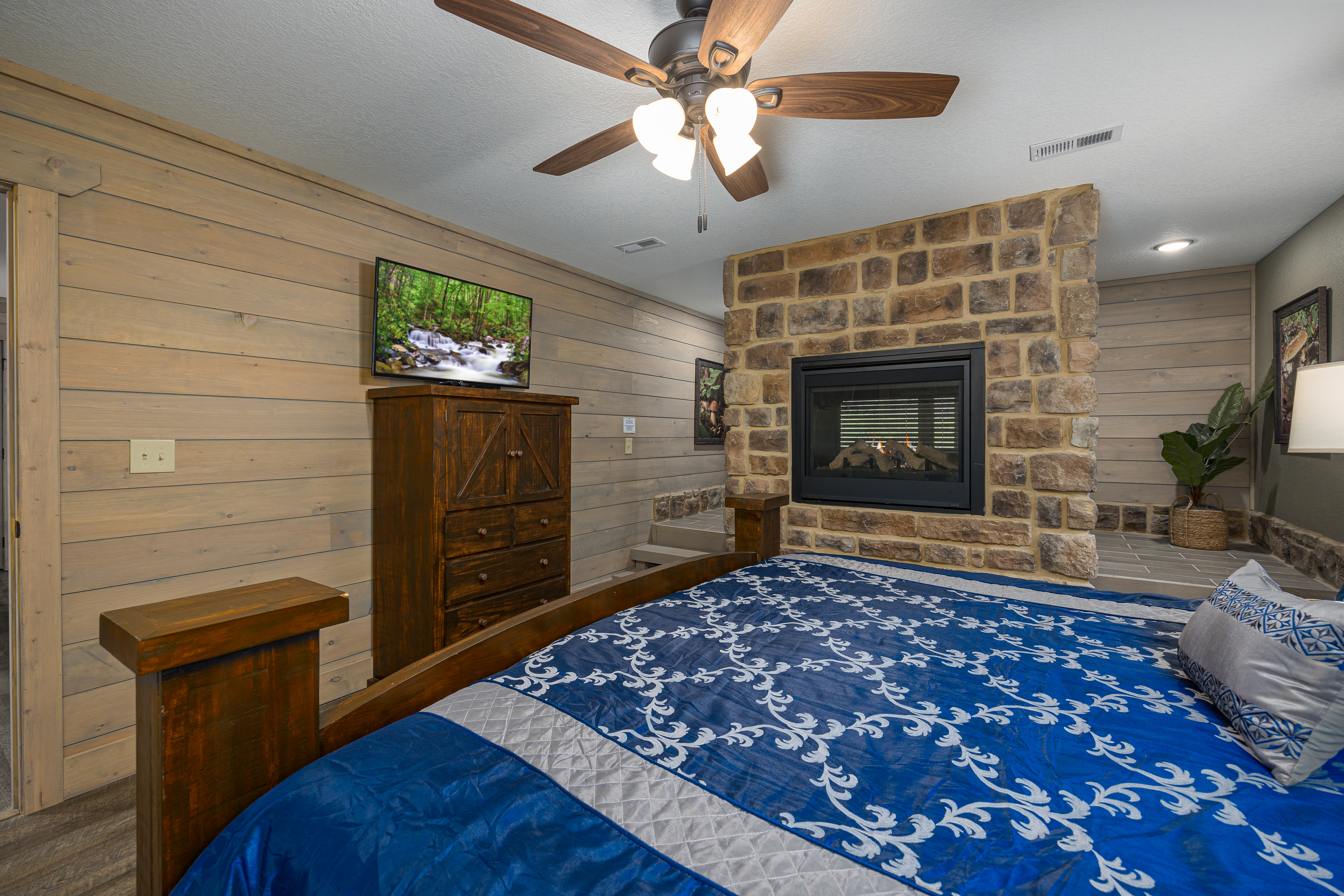 Smoky Pines Chalet | Photo 22