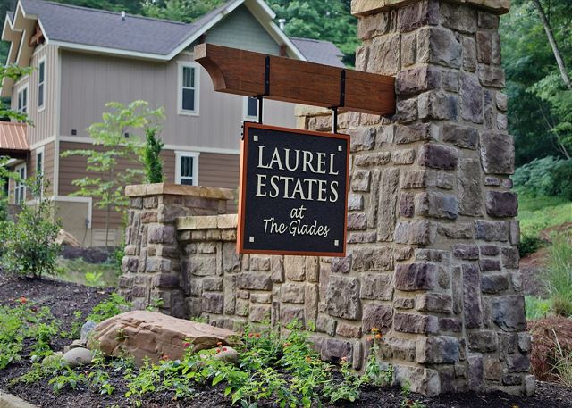 Smoky Pines Chalet | Photo 34