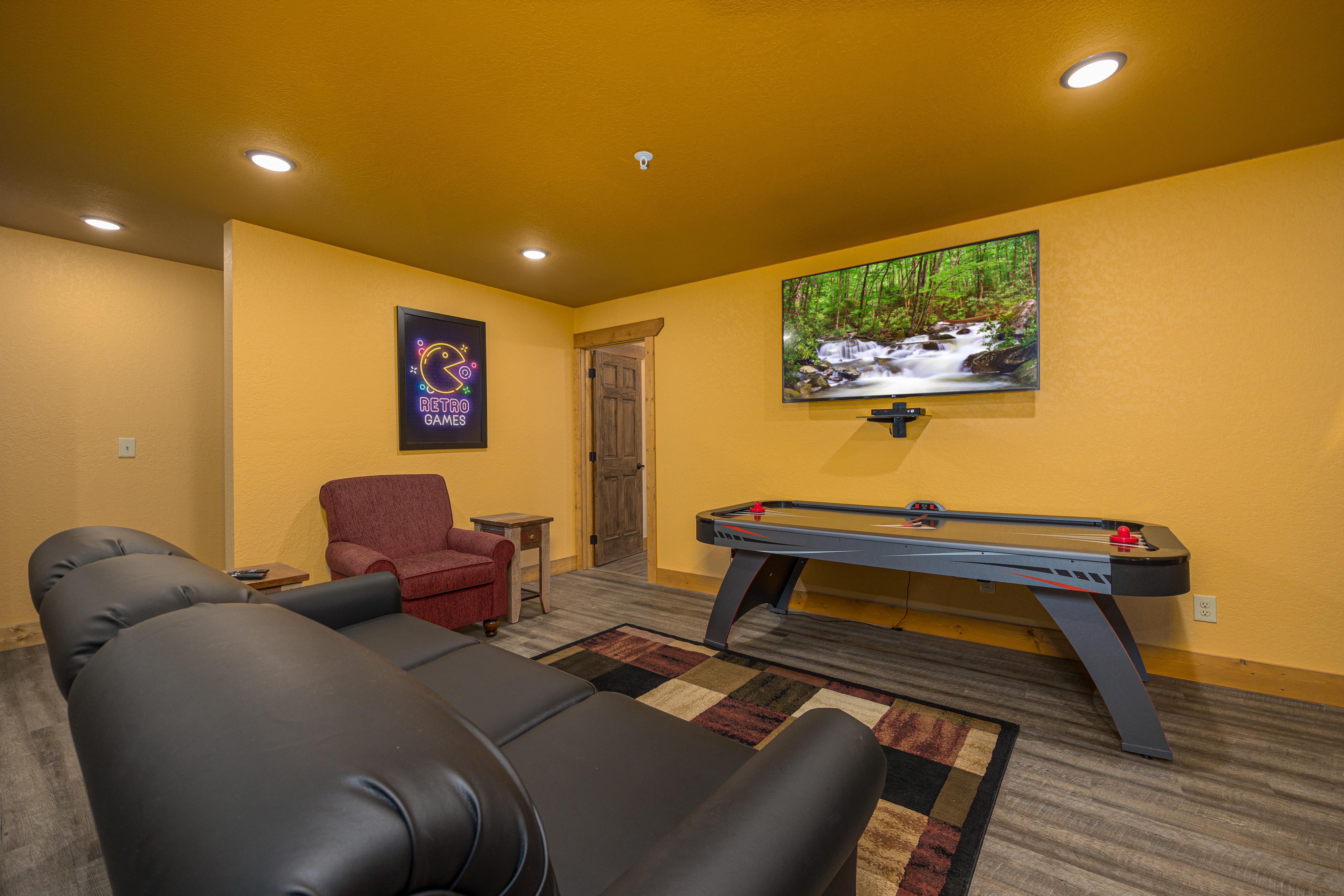 A Majestic Hilltop | Photo 6