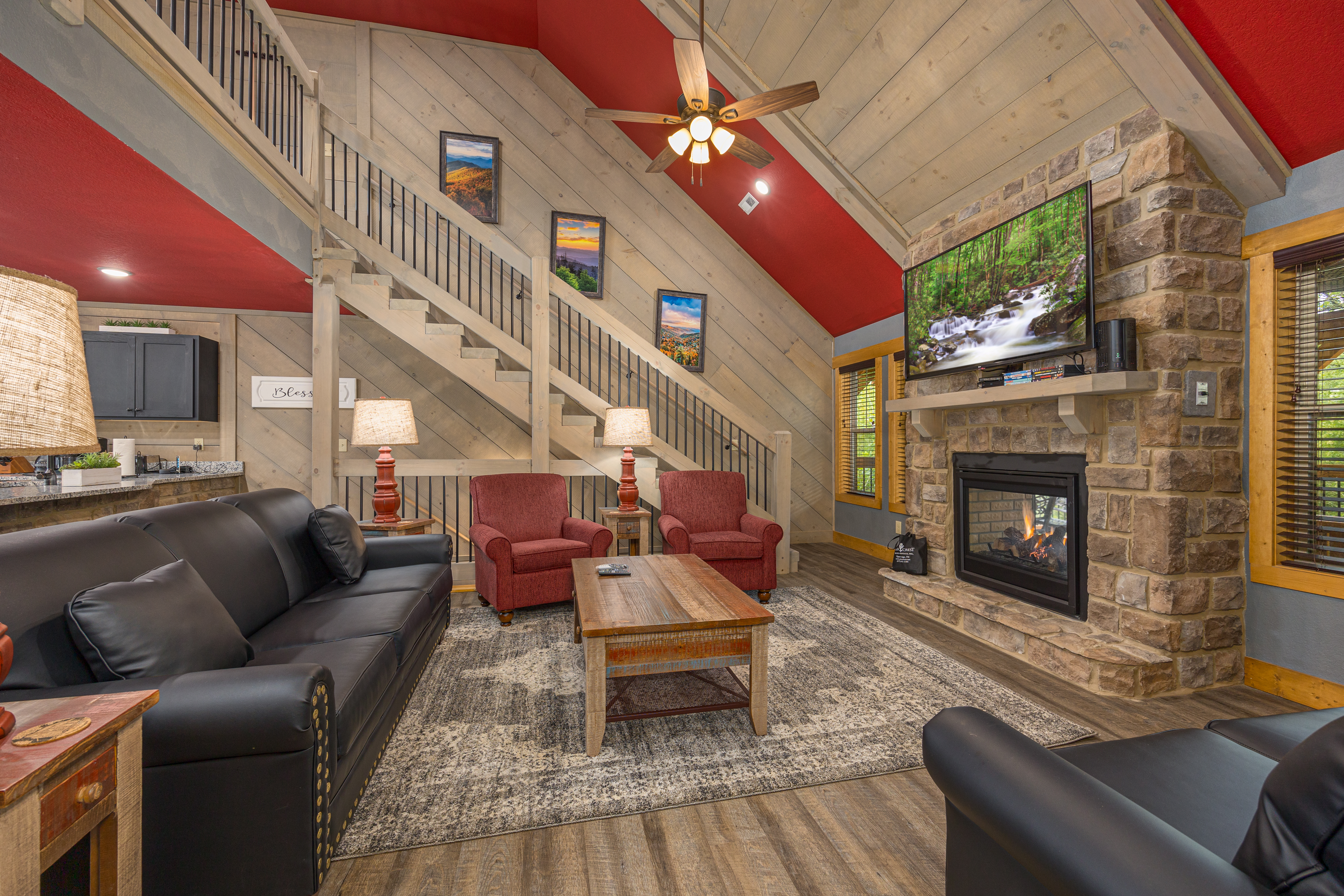 A Majestic Hilltop | Photo 3