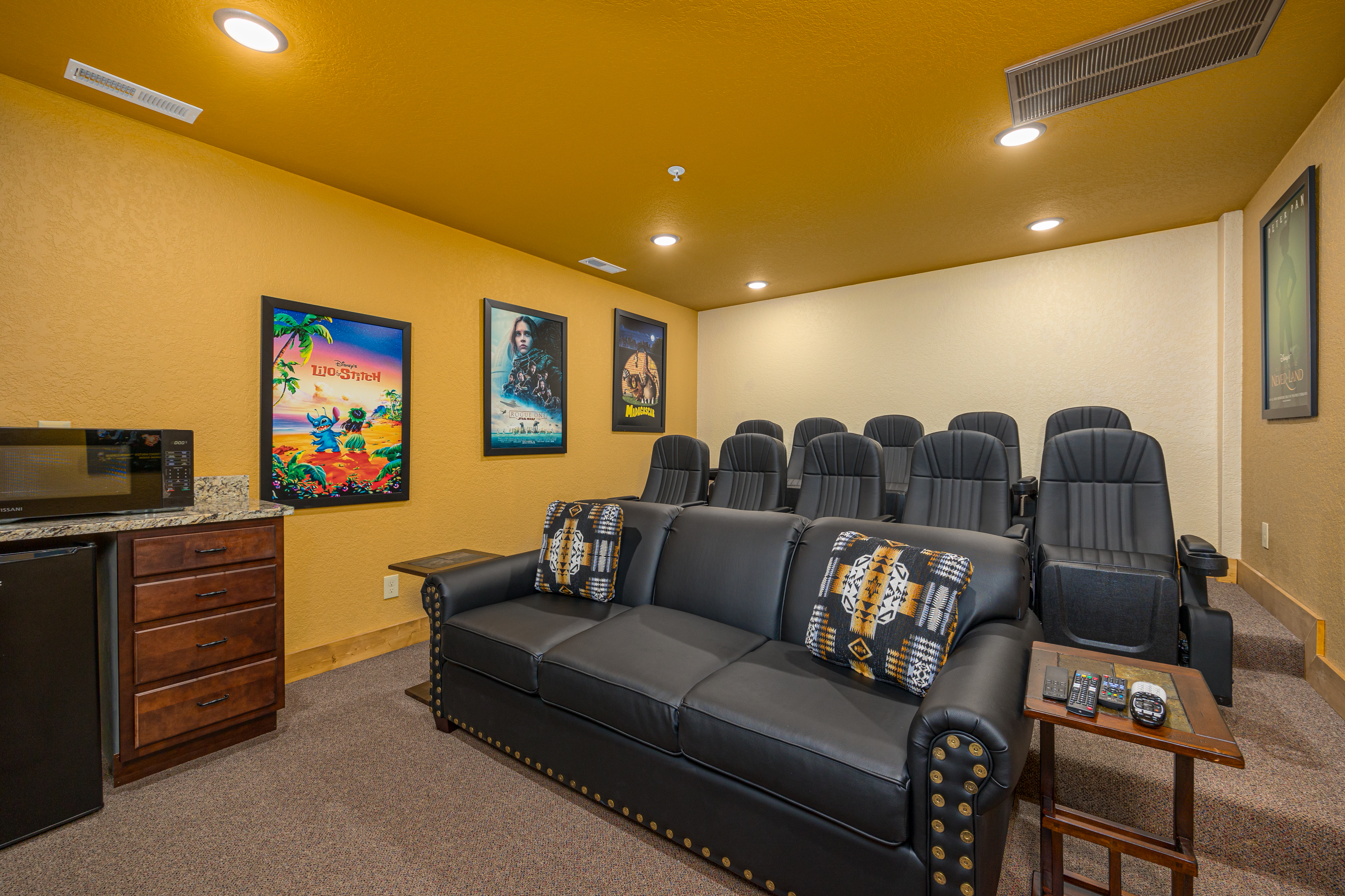 A Majestic Hilltop | Photo 7