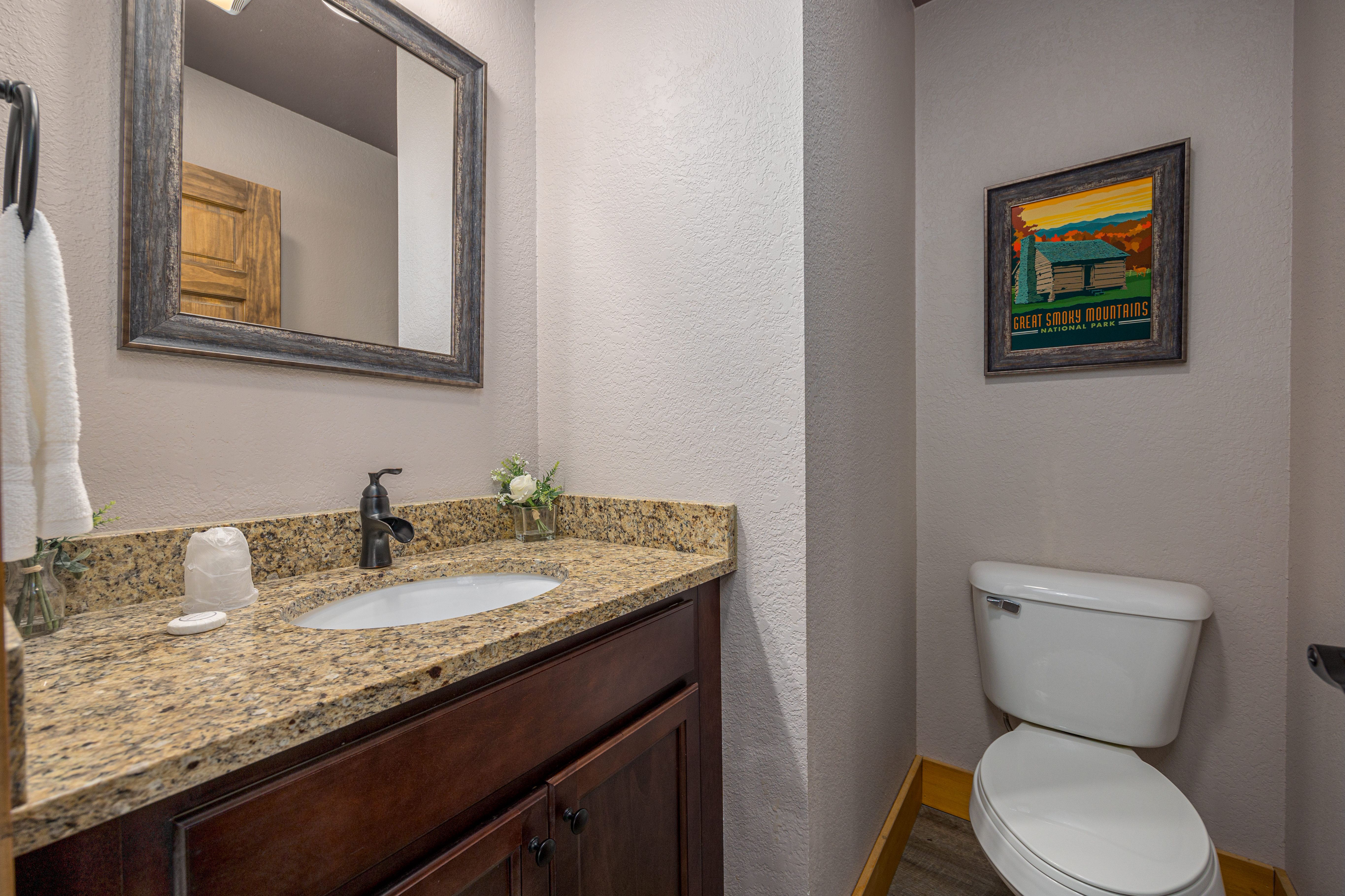 A Majestic Hilltop | Photo 24