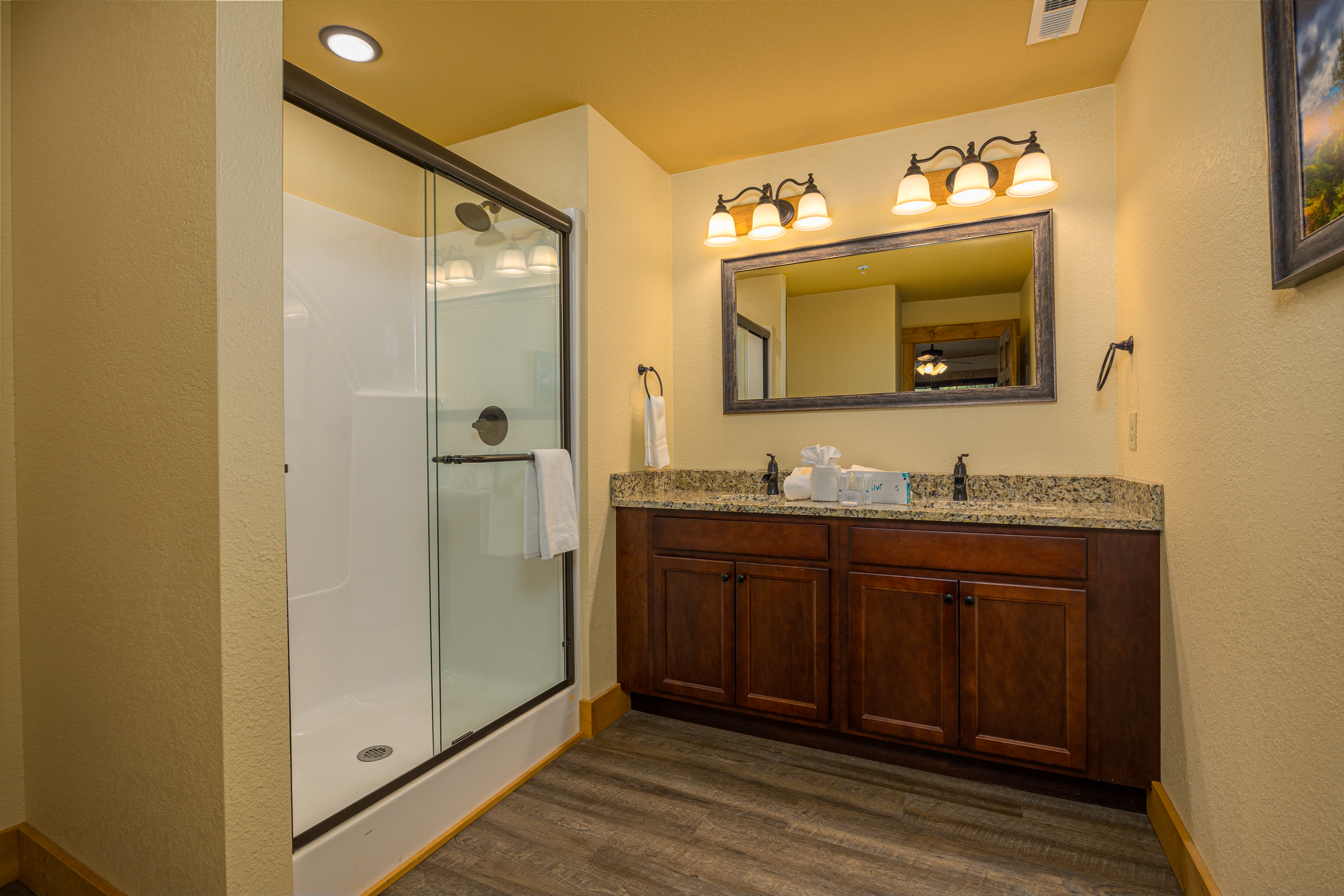 A Majestic Hilltop | Photo 23