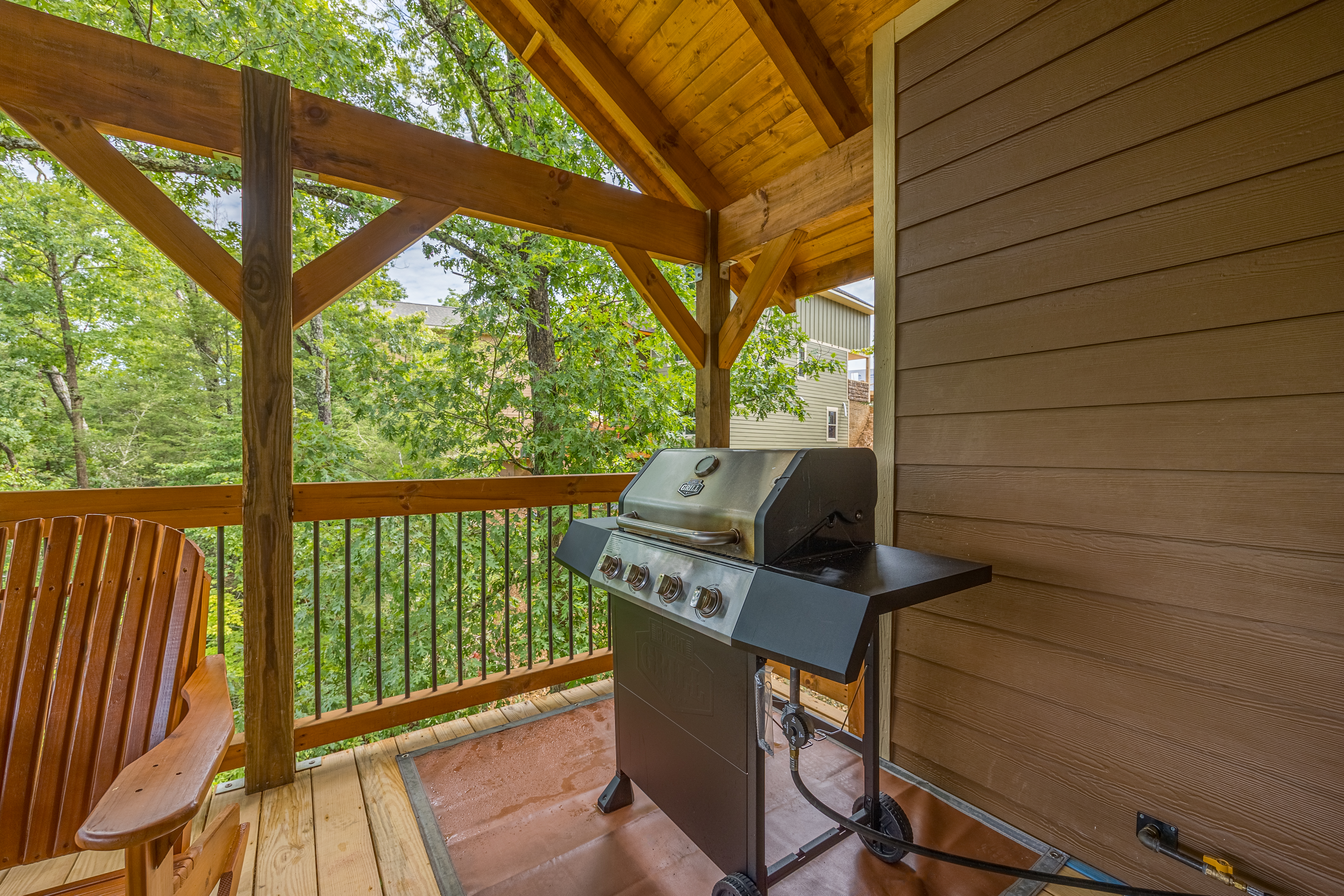 A Majestic Hilltop | Photo 43