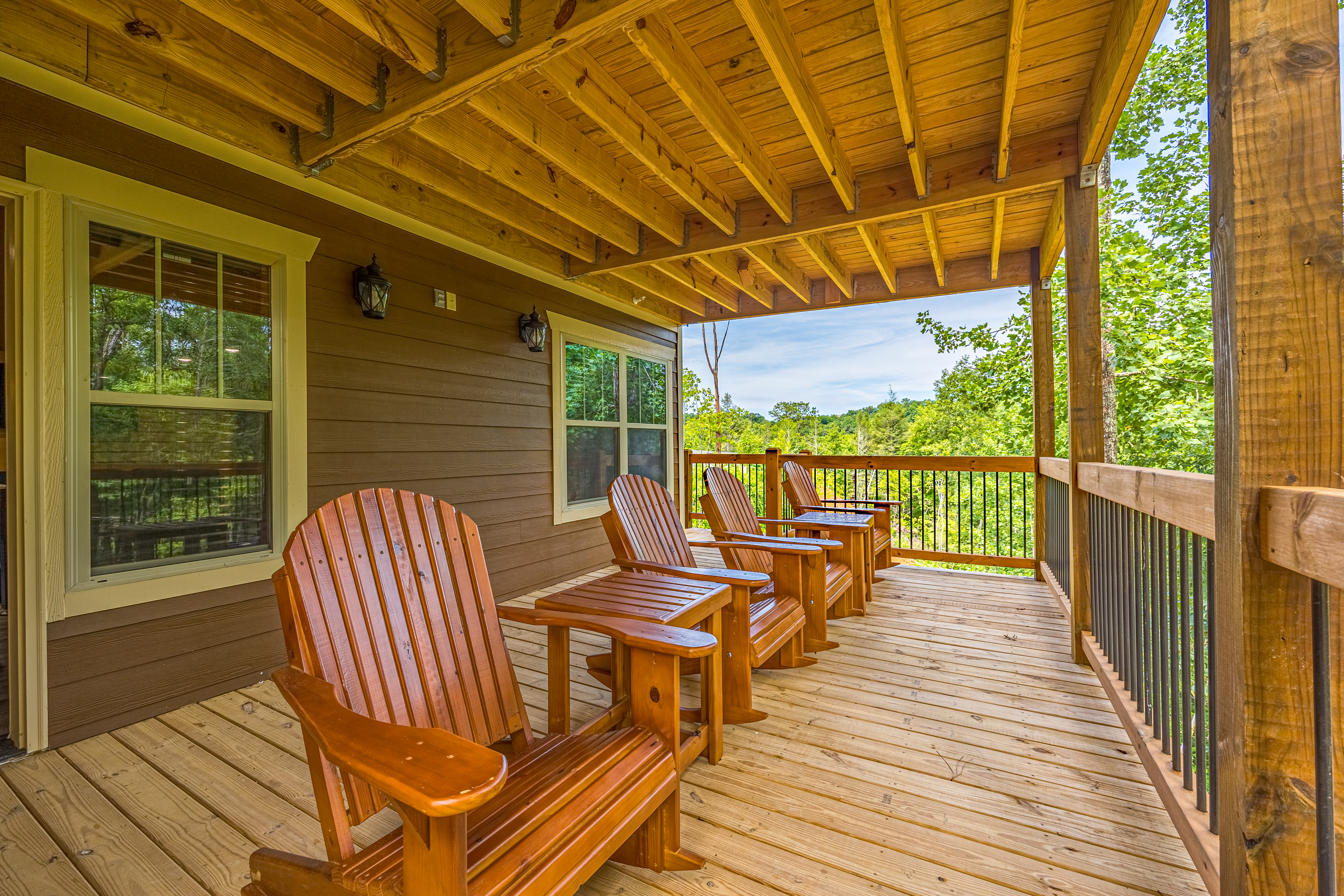 A Majestic Hilltop | Photo 53