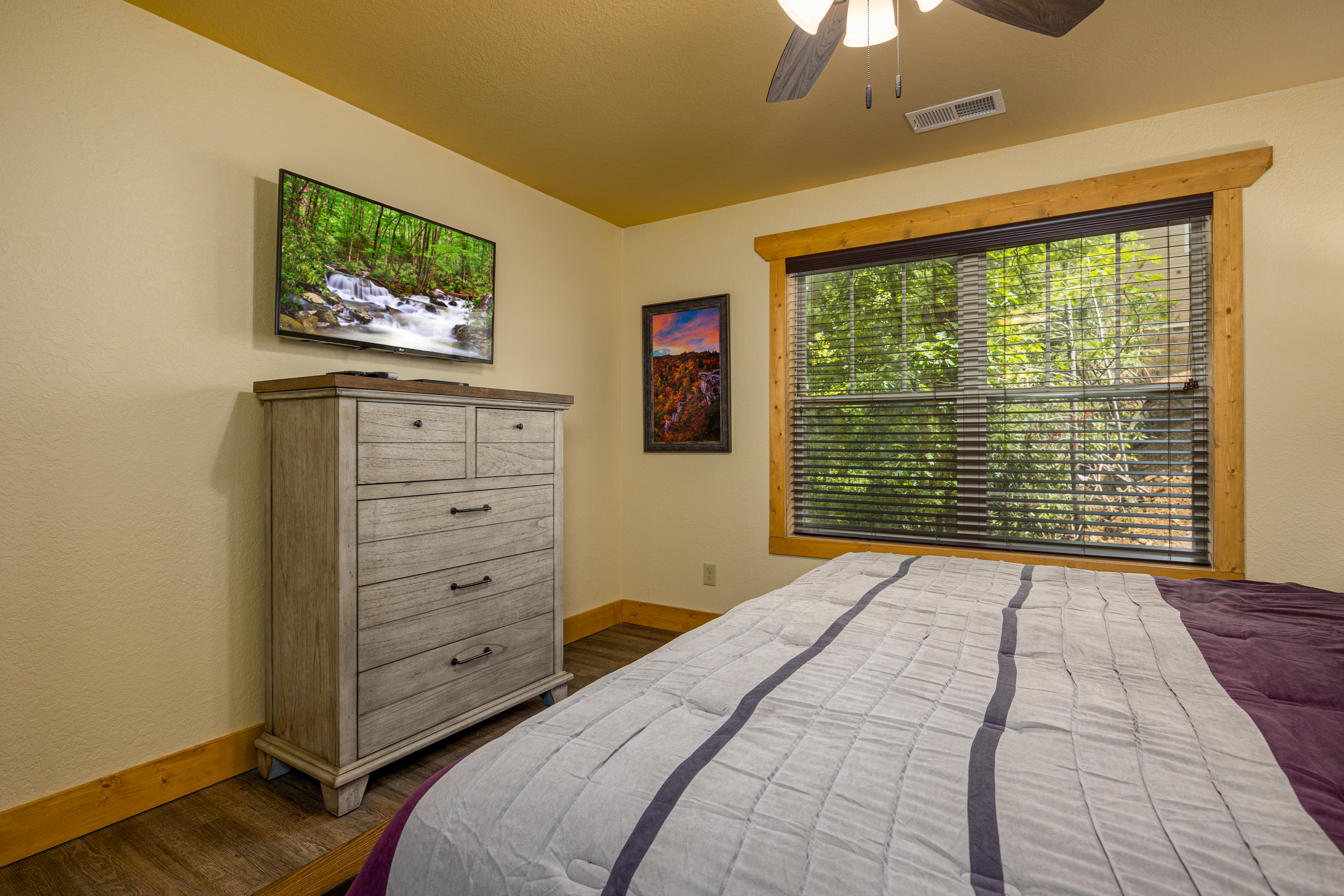 A Majestic Hilltop | Photo 31