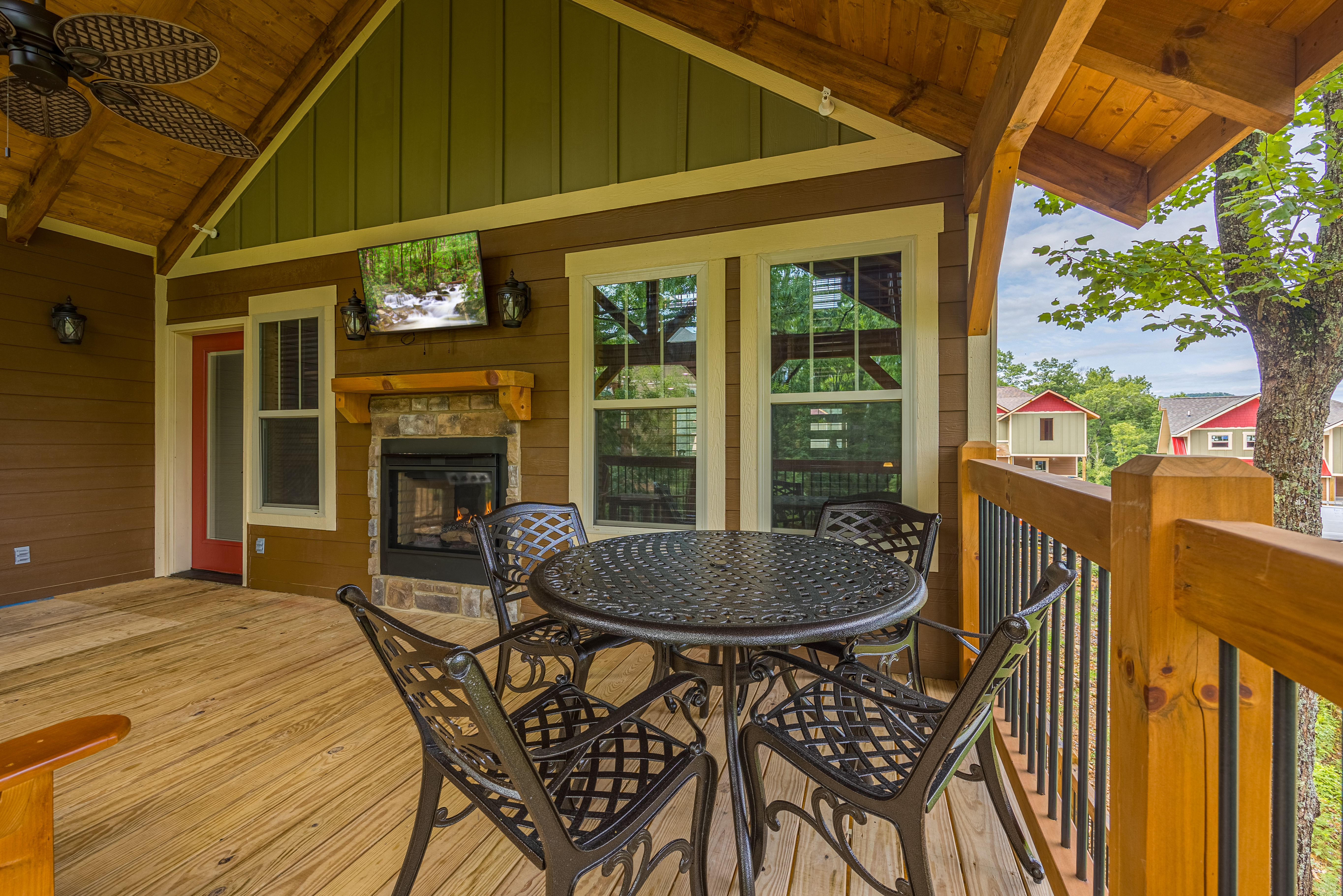 A Majestic Hilltop | Photo 51