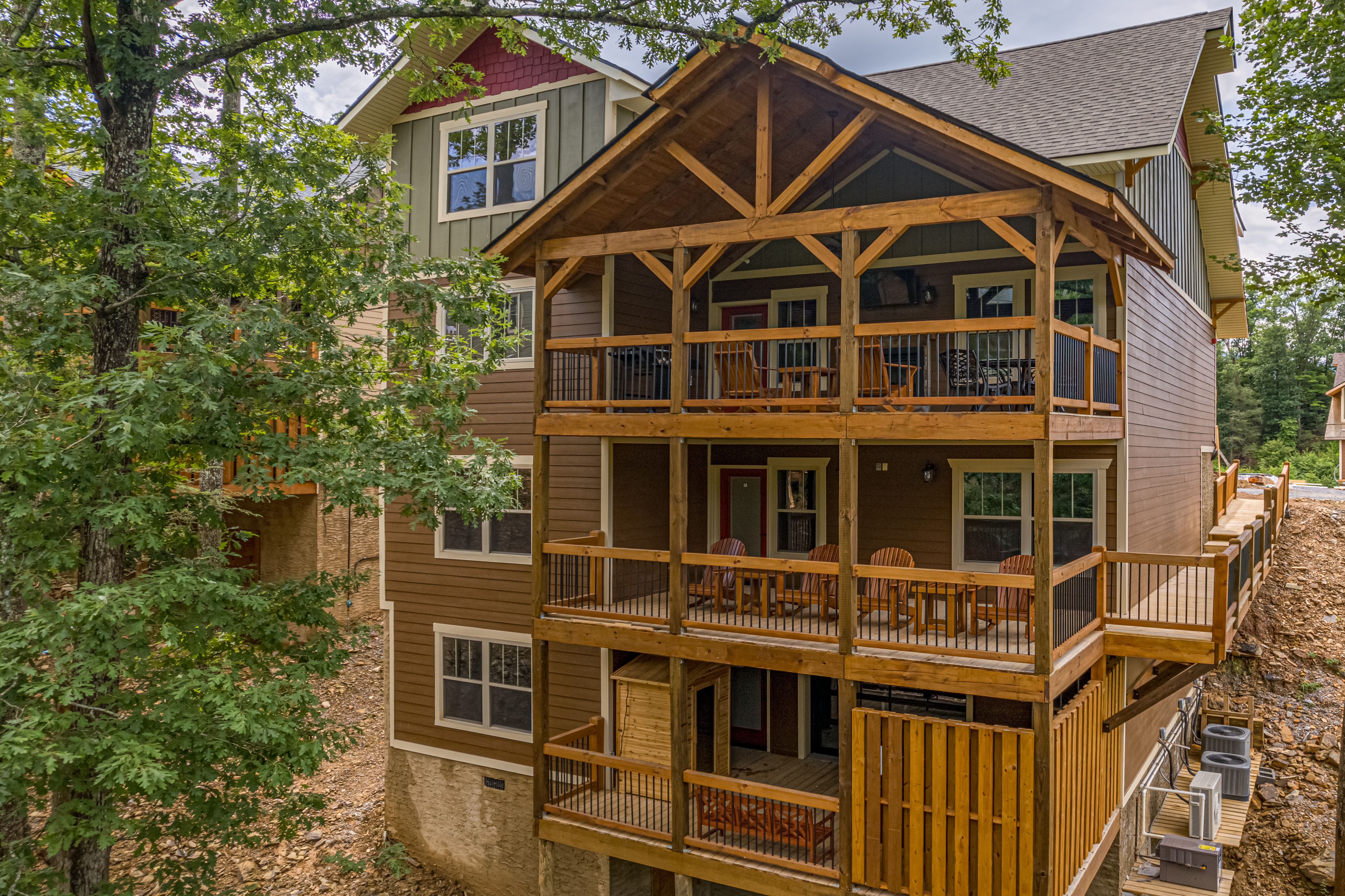 A Majestic Hilltop | Photo 47