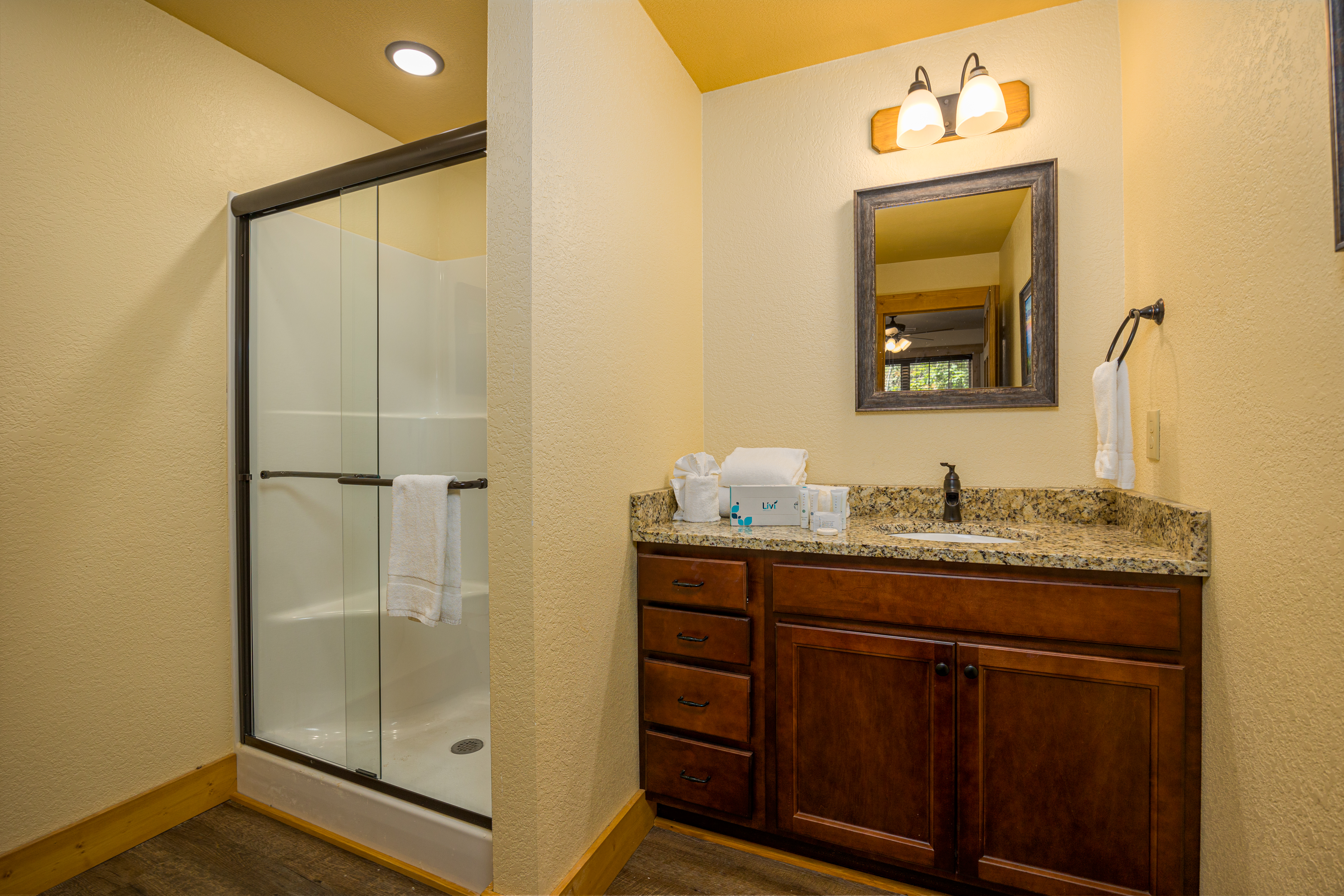 A Majestic Hilltop | Photo 32