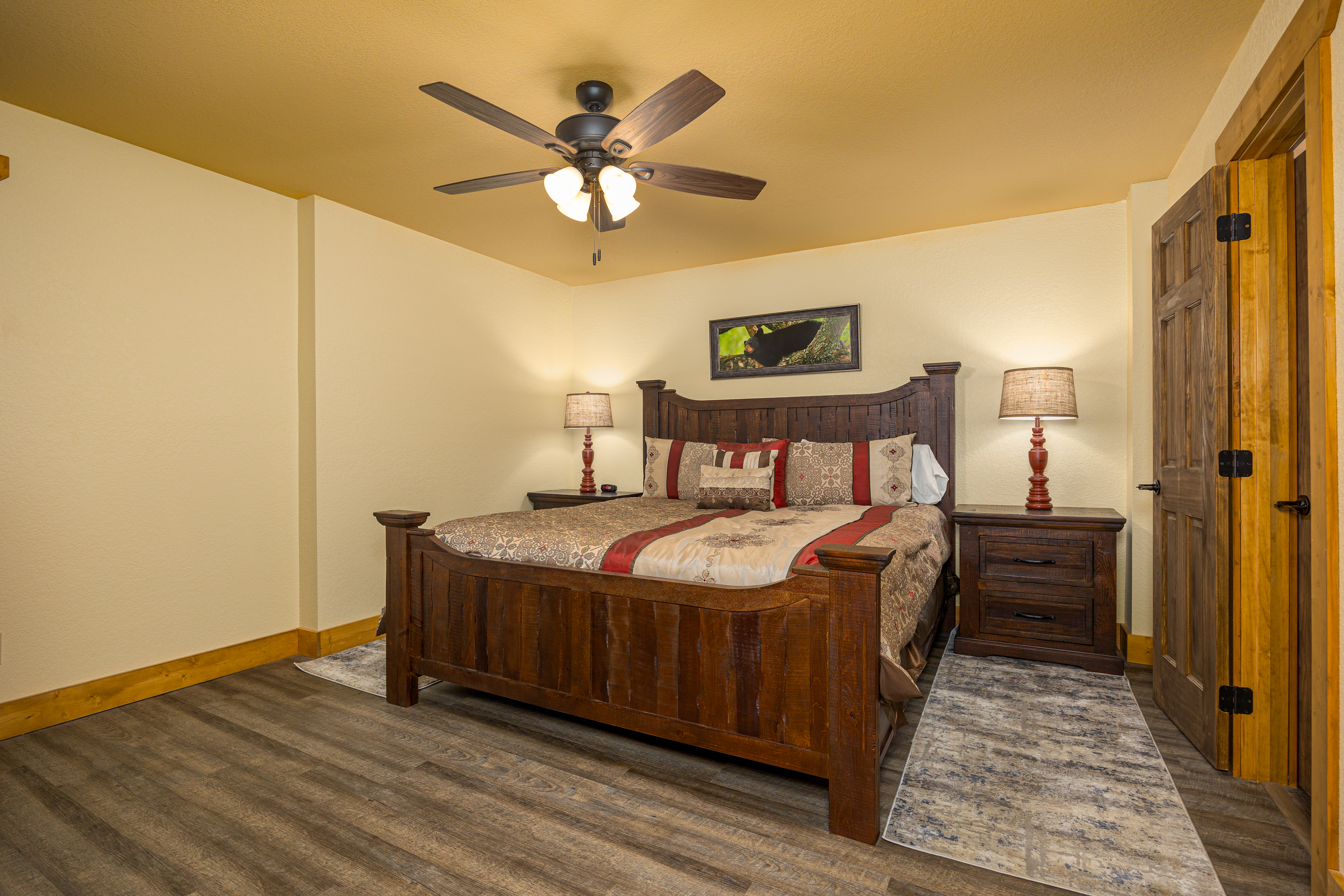 A Majestic Hilltop | Photo 42