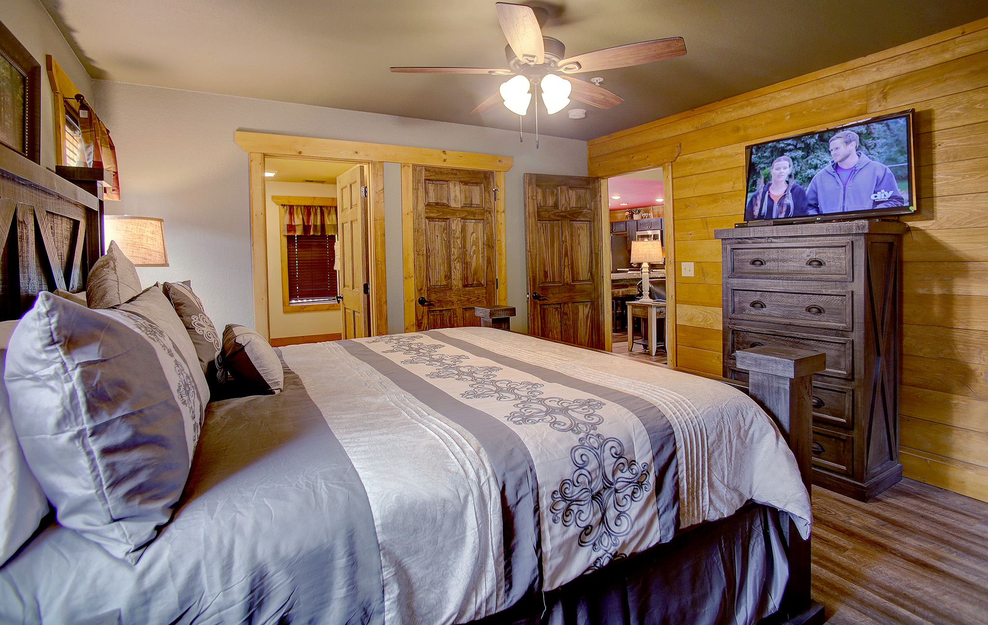 A Splash Of Blue | Photo 29