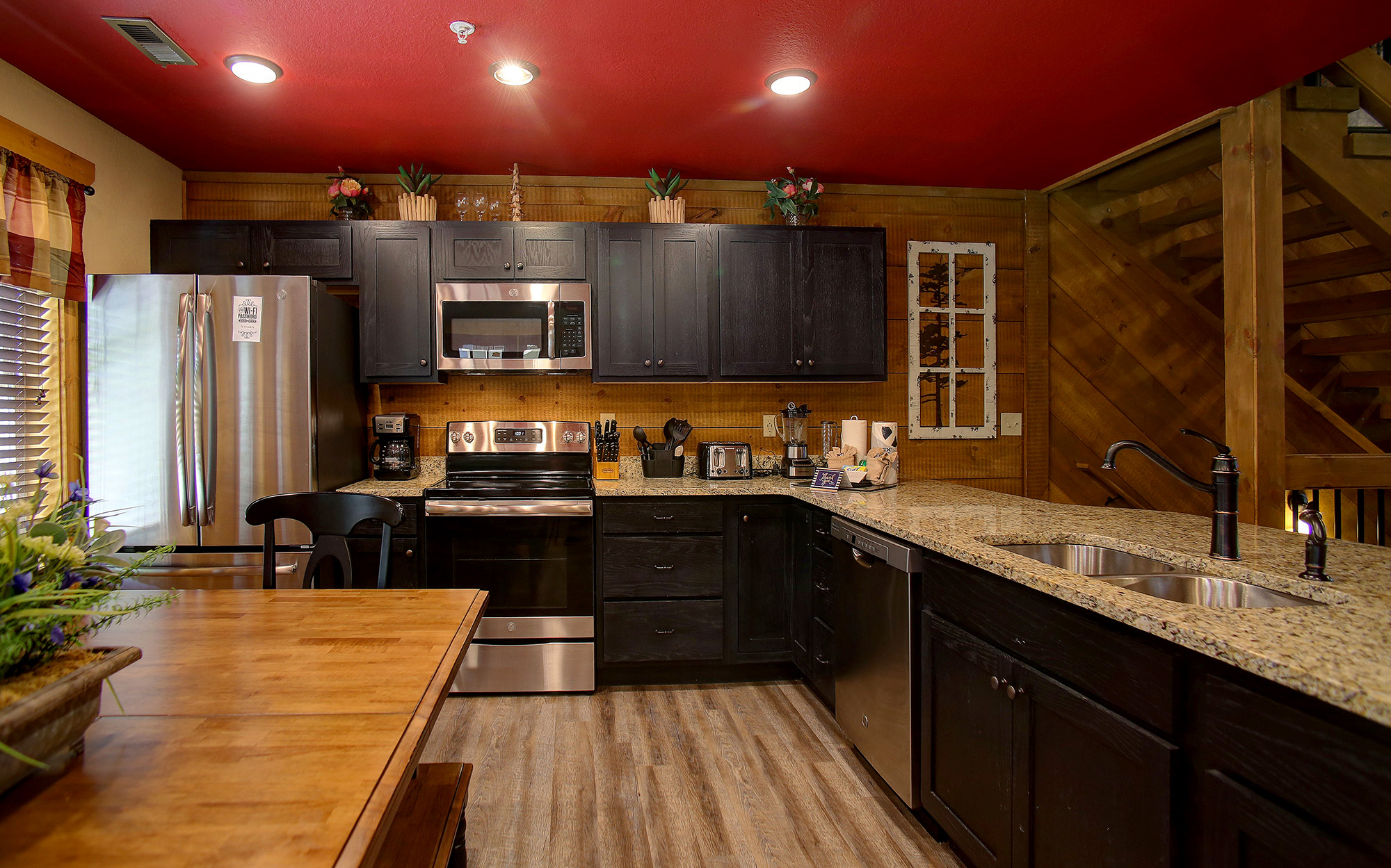 A Splash Of Blue | Photo 9