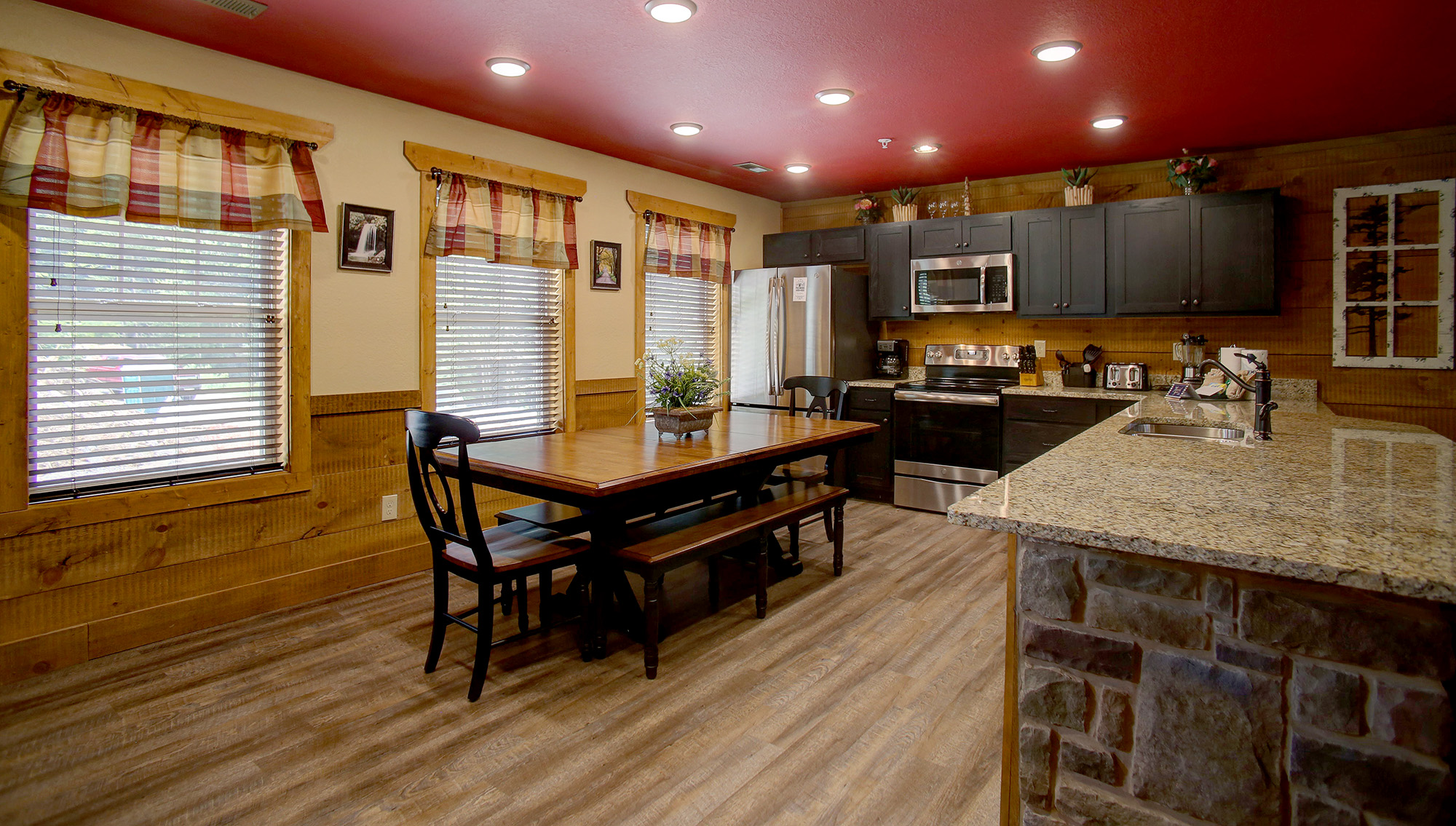 A Splash Of Blue | Photo 10