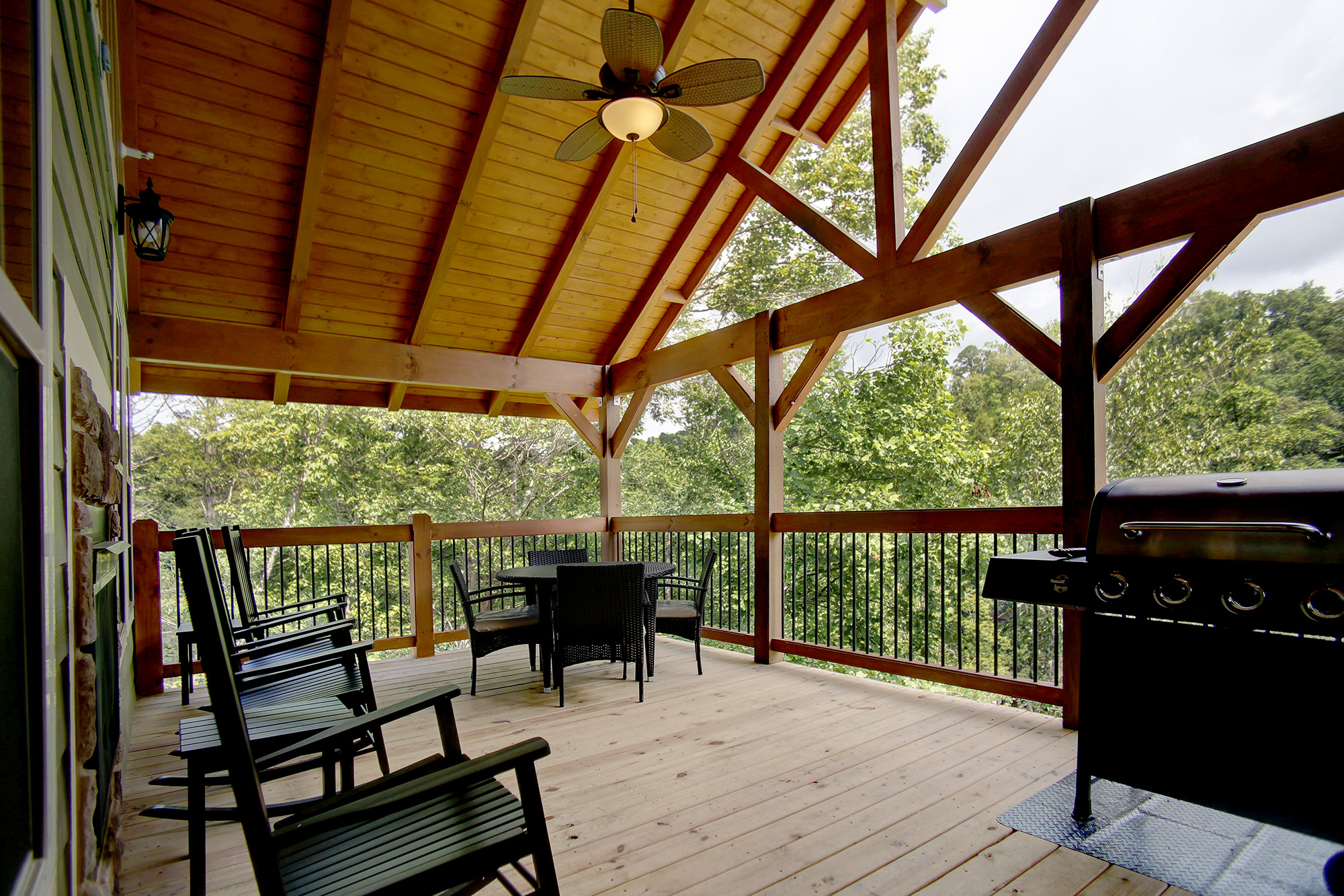 A Splash Of Blue | Photo 42