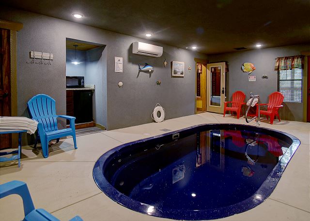 A Splash Of Blue | Photo 15