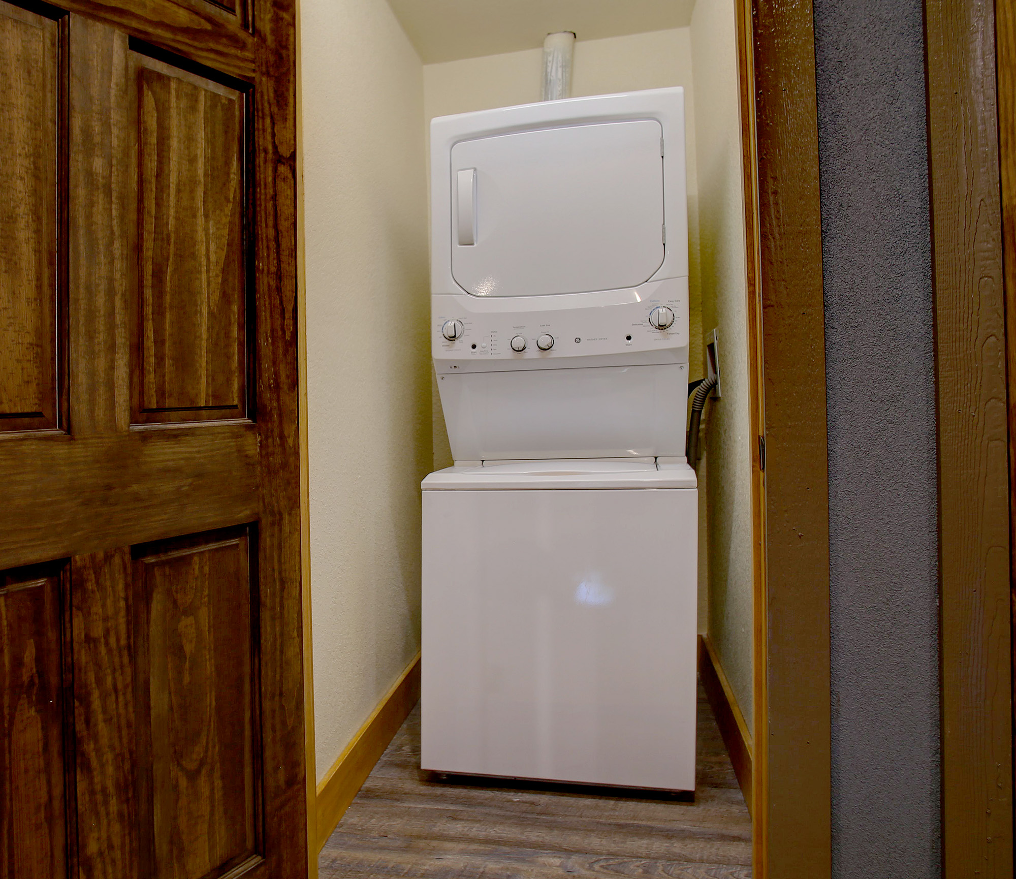 A Splash Of Blue | Photo 46