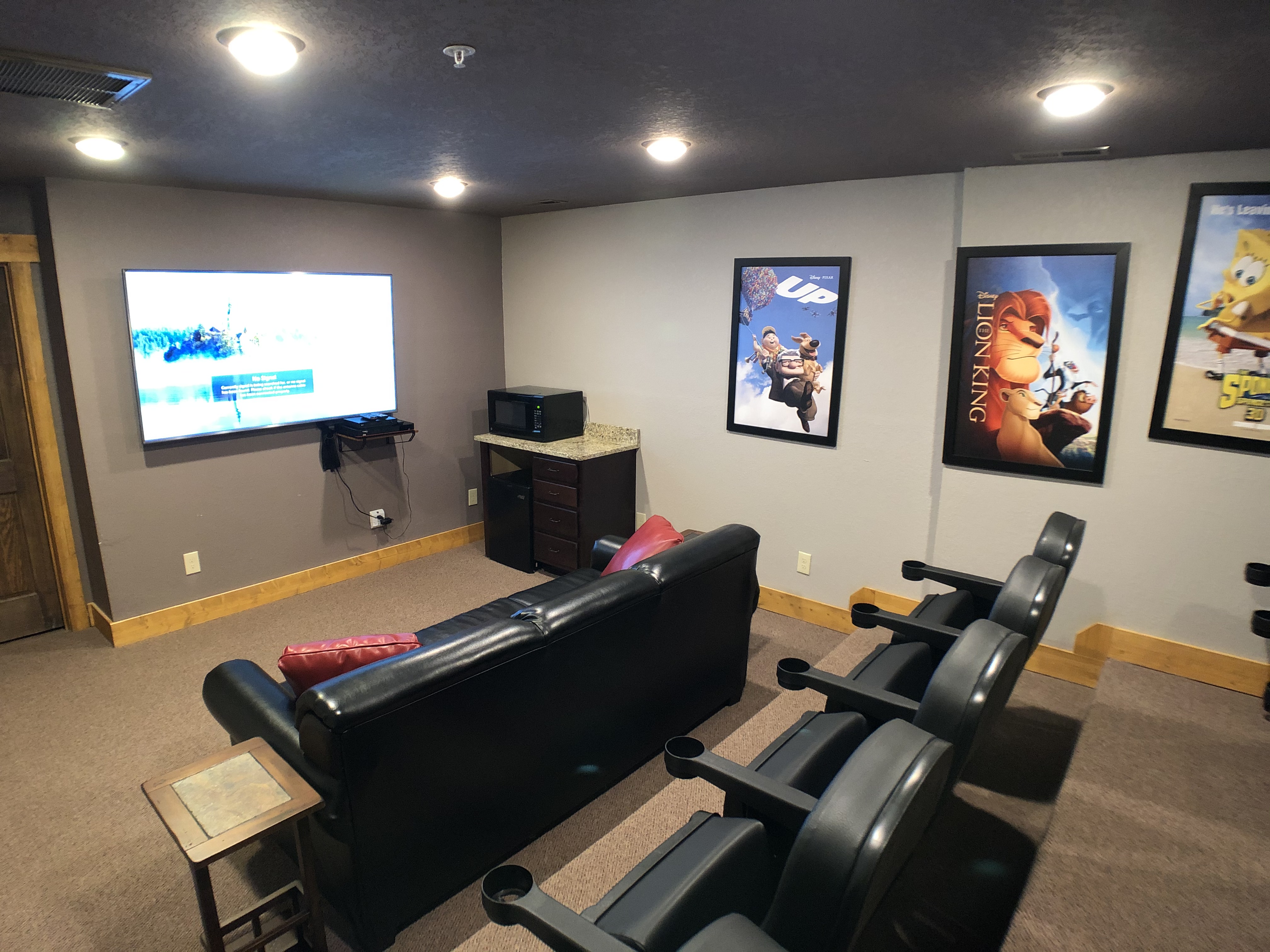 A Splash Of Blue | Photo 4