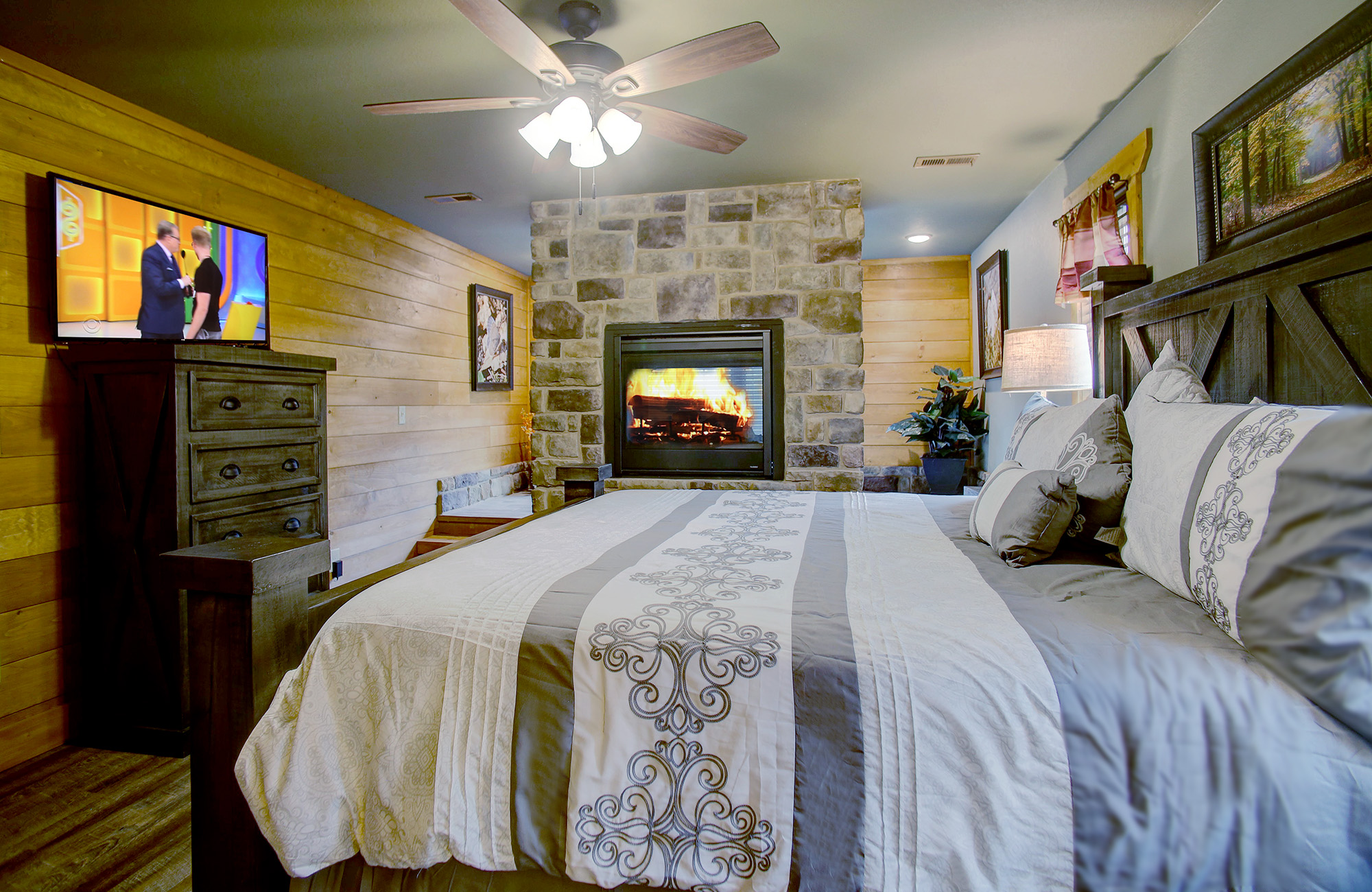 A Splash Of Blue | Photo 32