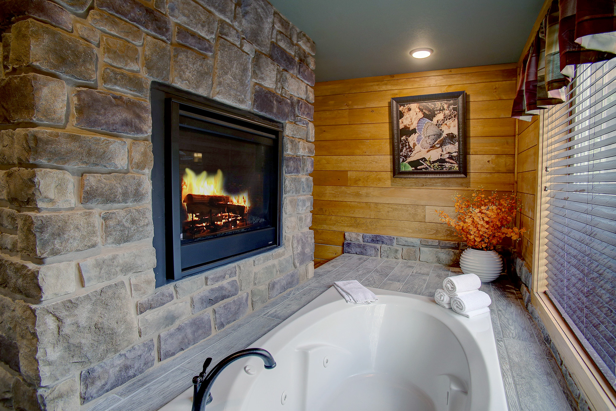 A Splash Of Blue | Photo 12