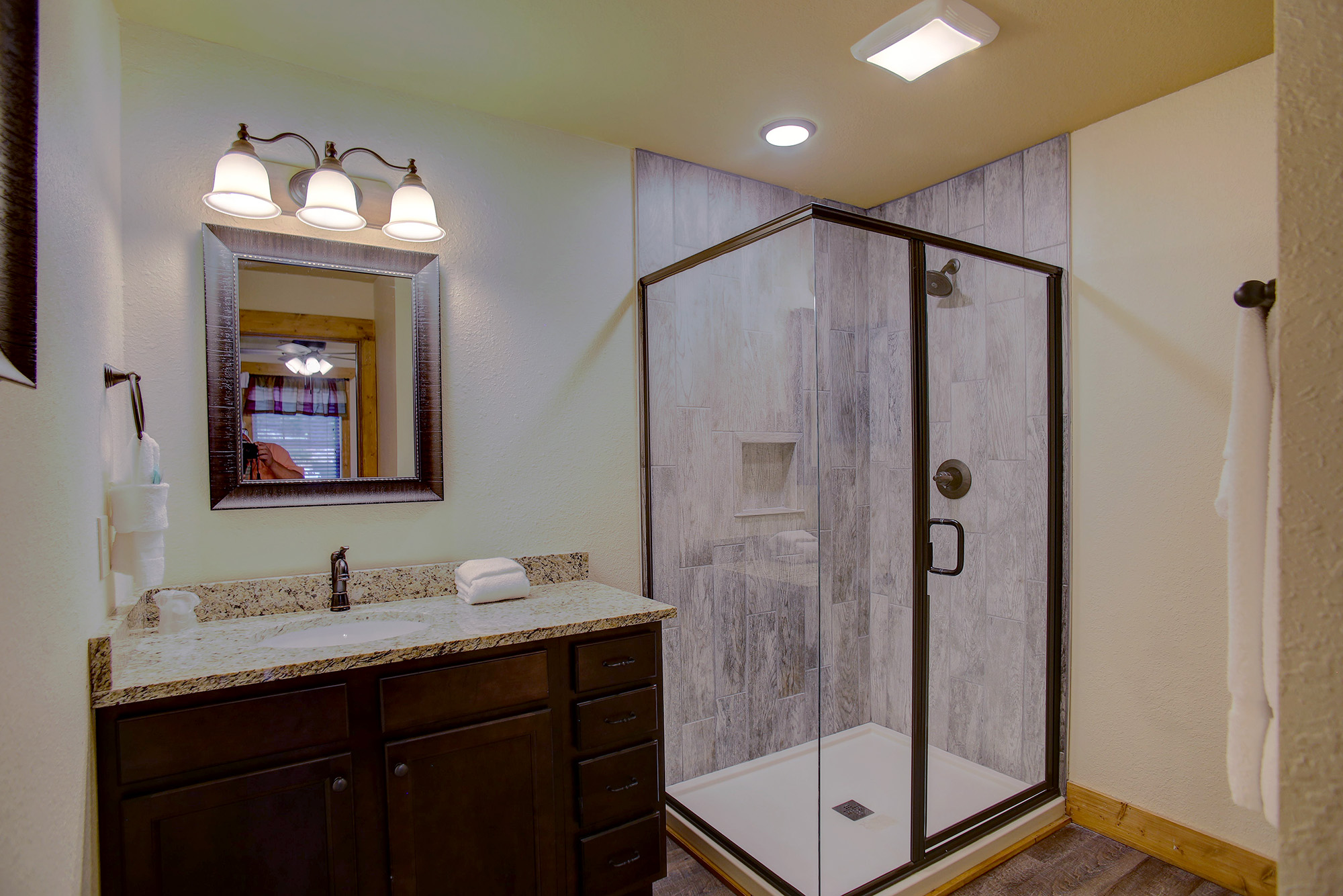 A Splash Of Blue | Photo 49