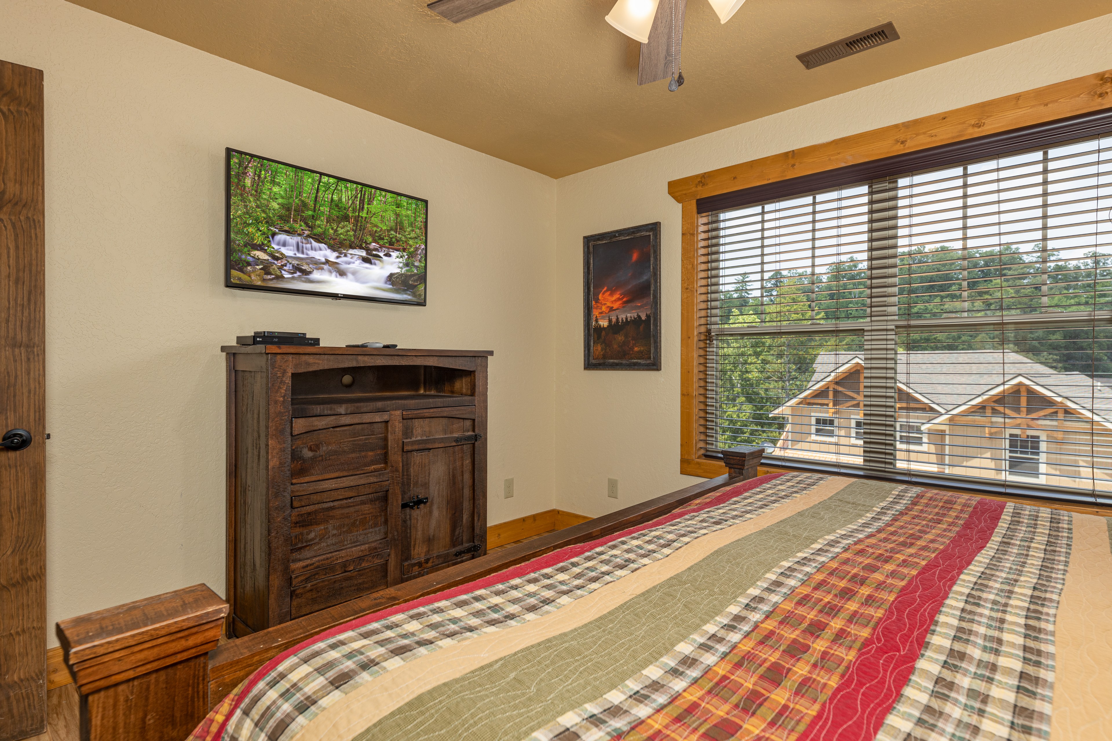 Altitude Adjustment | Photo 27