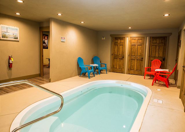 Gatlinburg Pool Pad