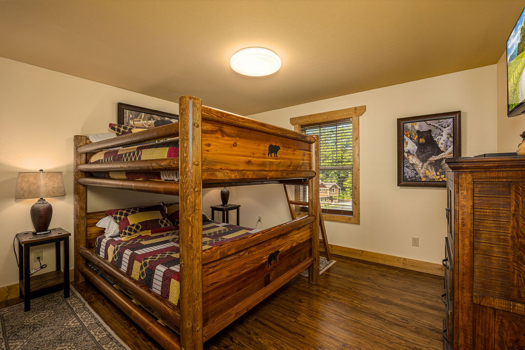 Hilltop Haven | Photo 27