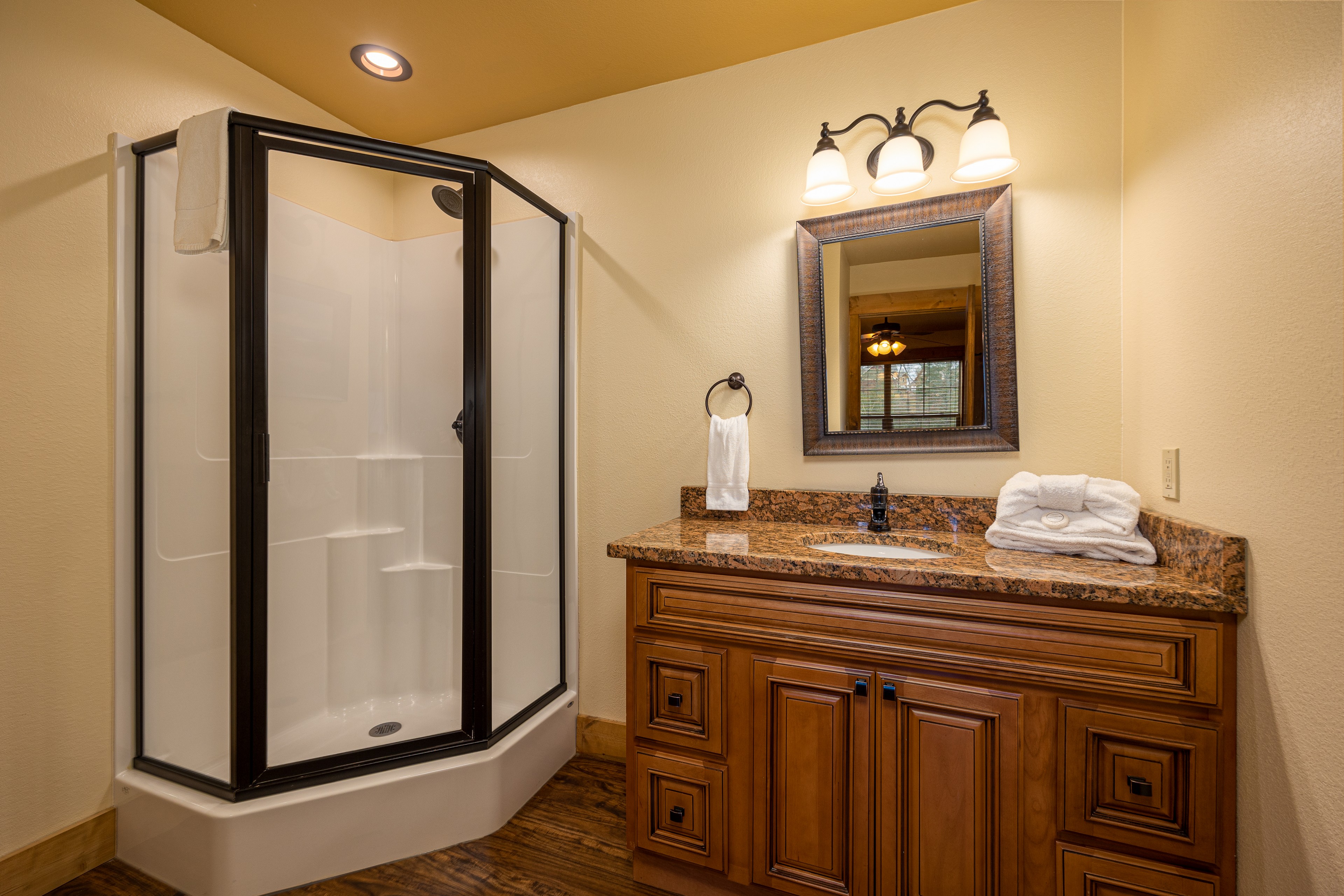 Hilltop Haven | Photo 22