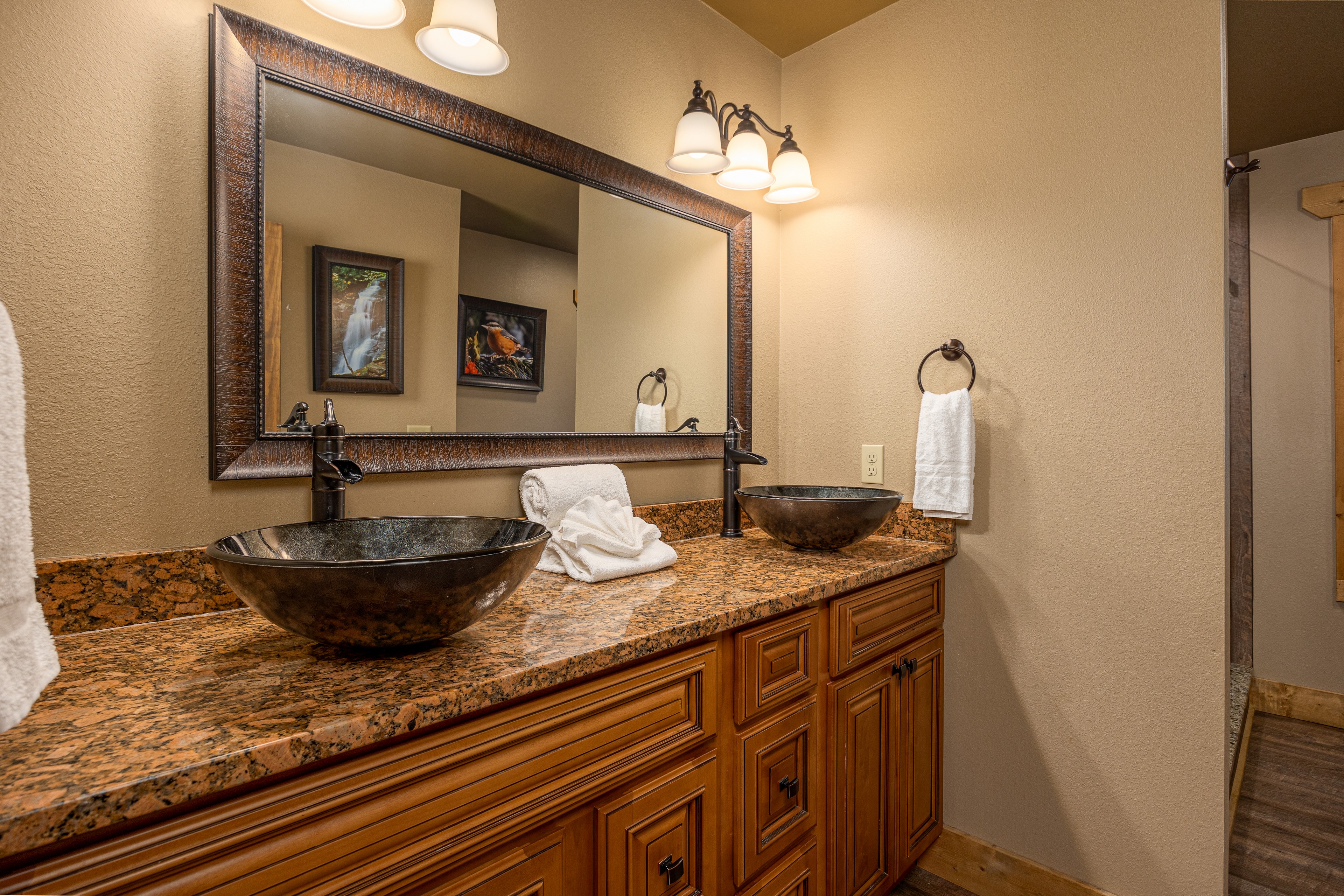 Hilltop Haven | Photo 28