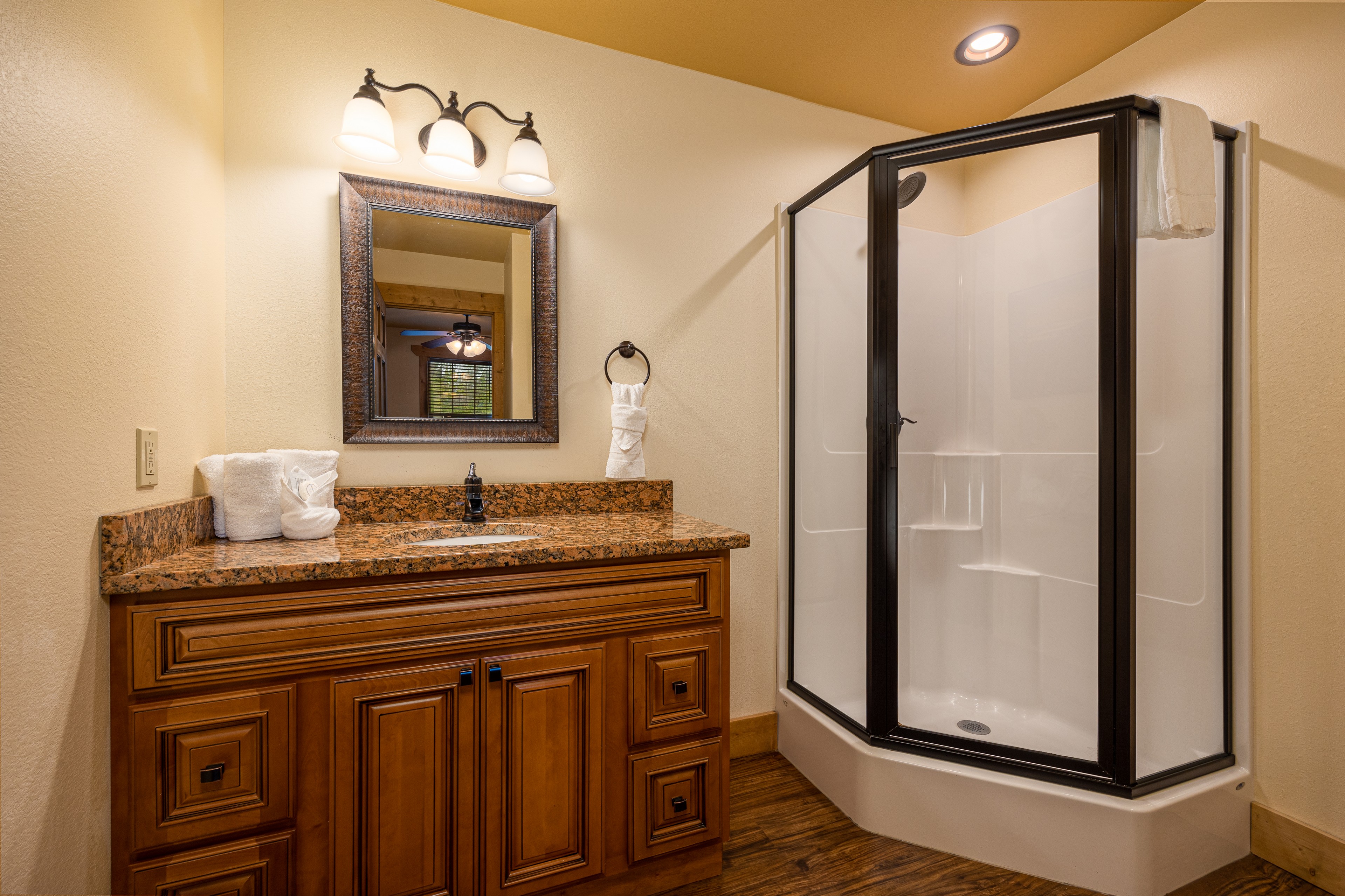 Hilltop Haven | Photo 24