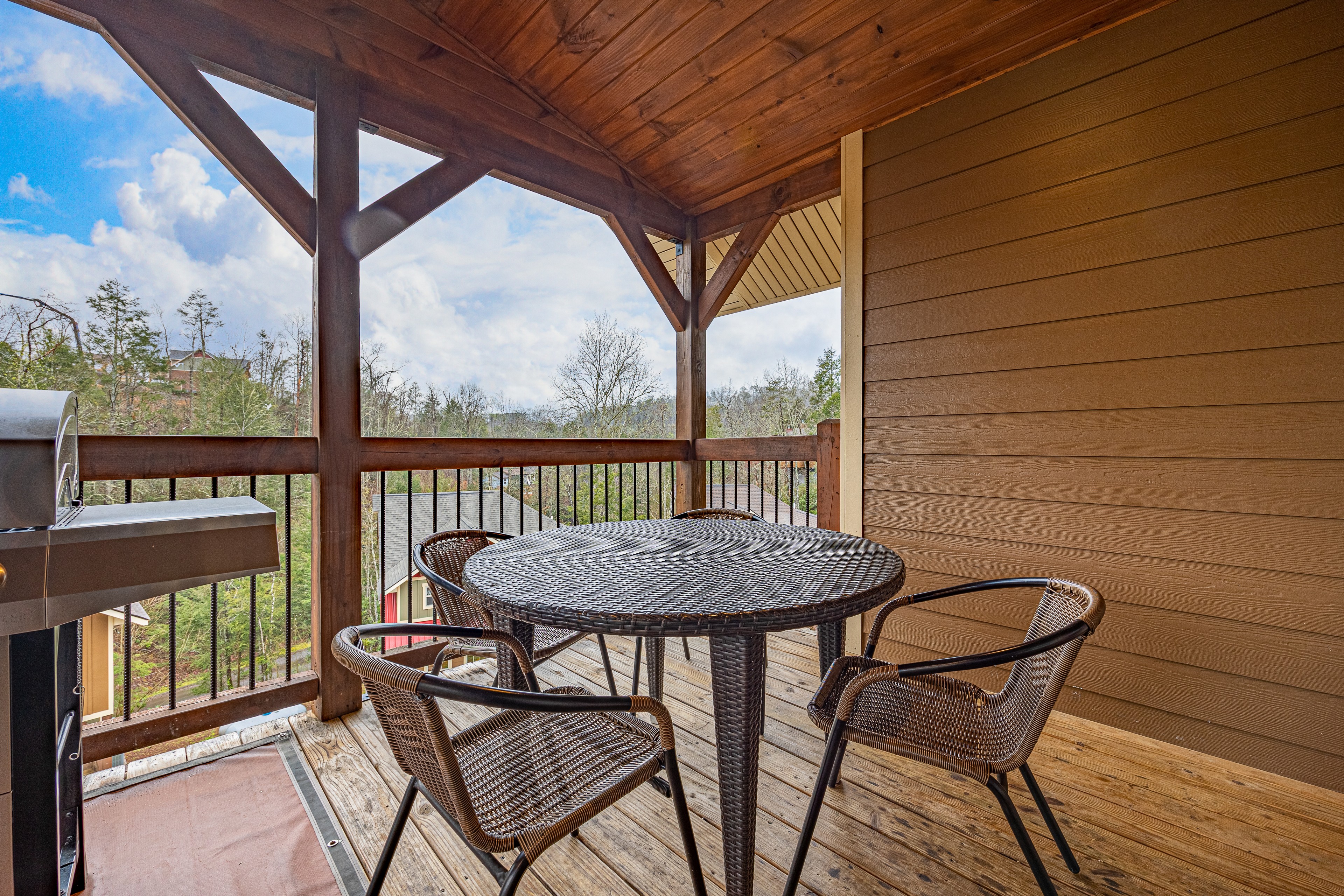 Hilltop Haven | Photo 37