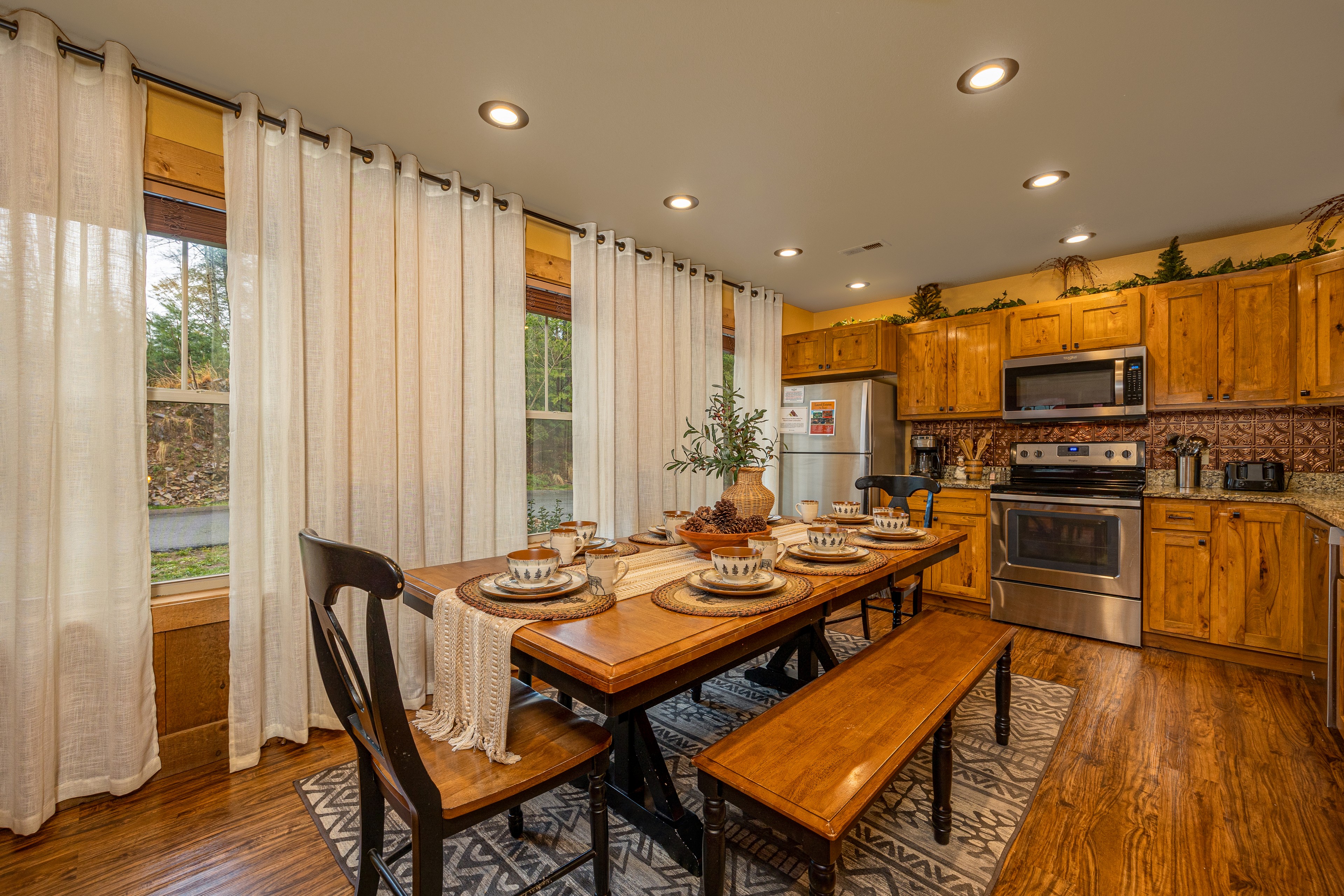 Hilltop Haven | Photo 8