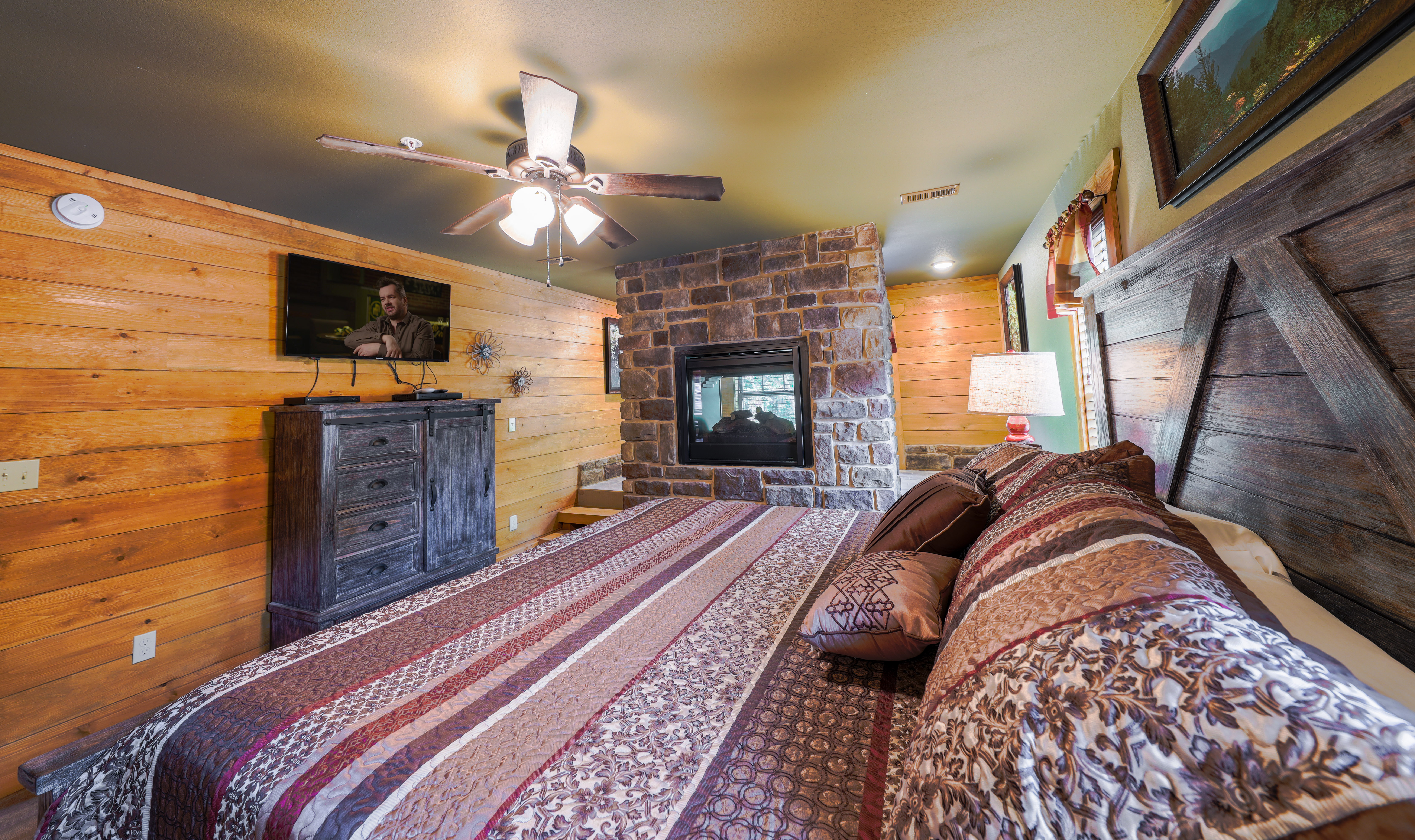 Lap of Luxury | Photo 14