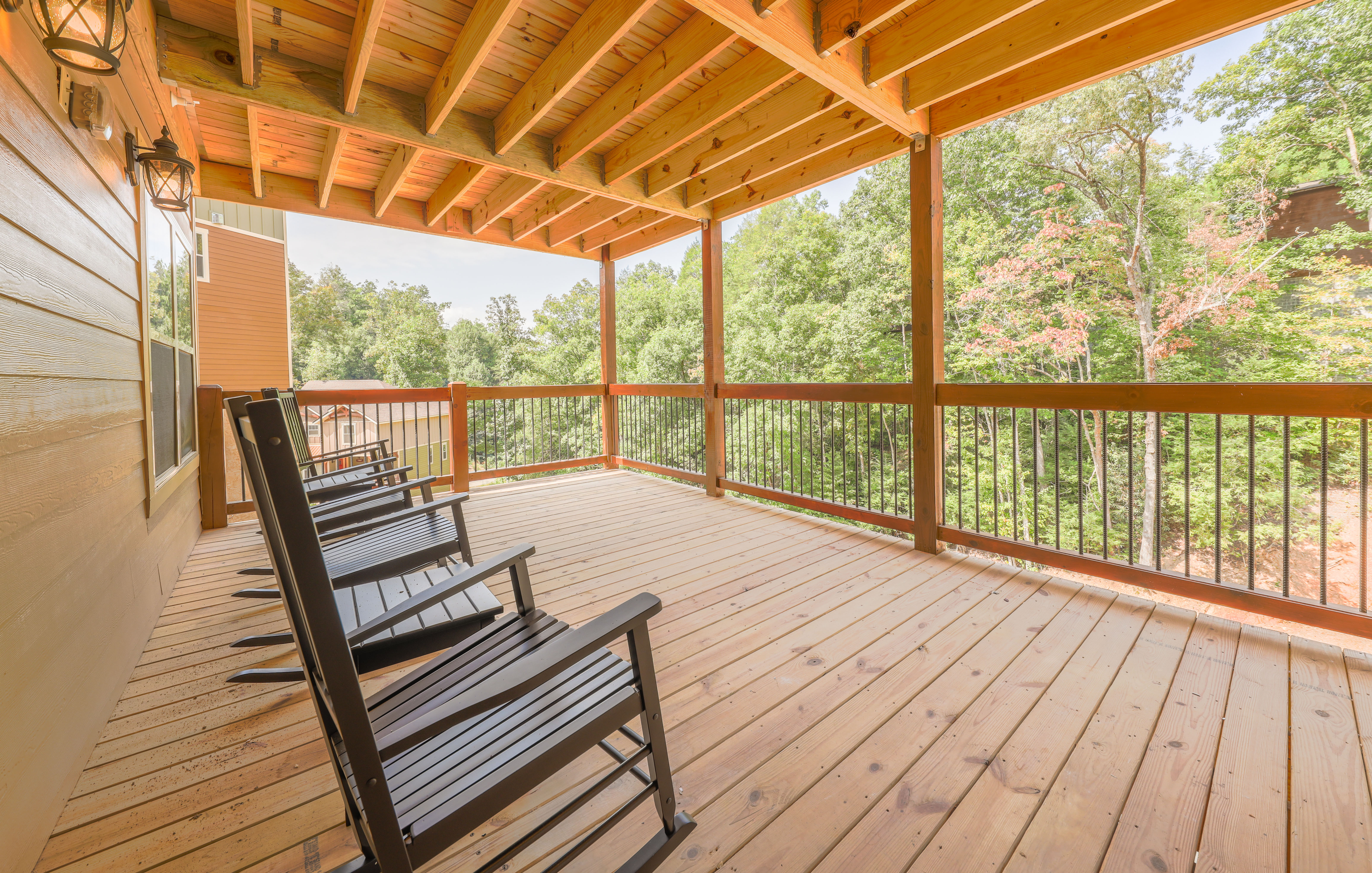 Lap of Luxury | Photo 43