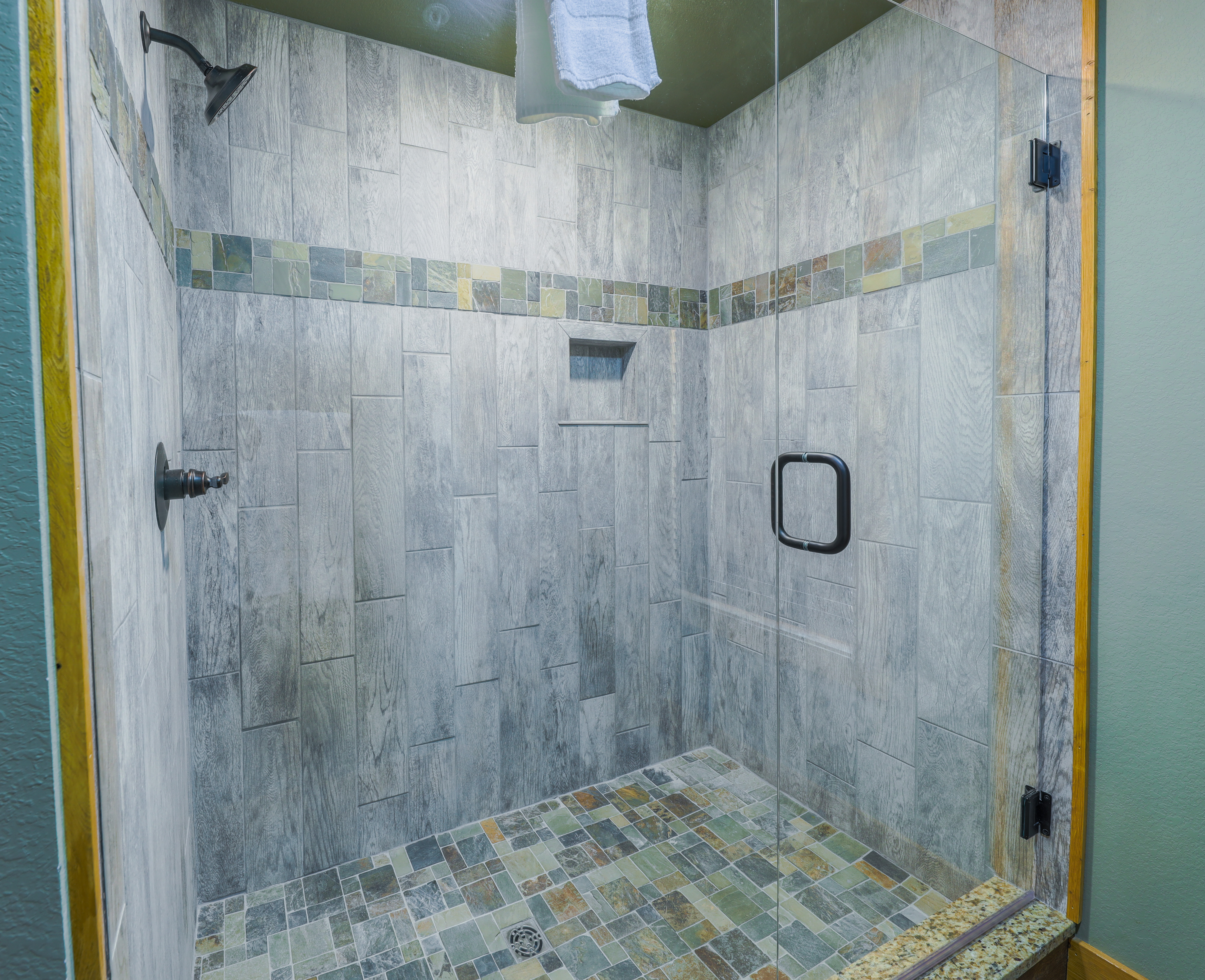 Lap of Luxury | Photo 17