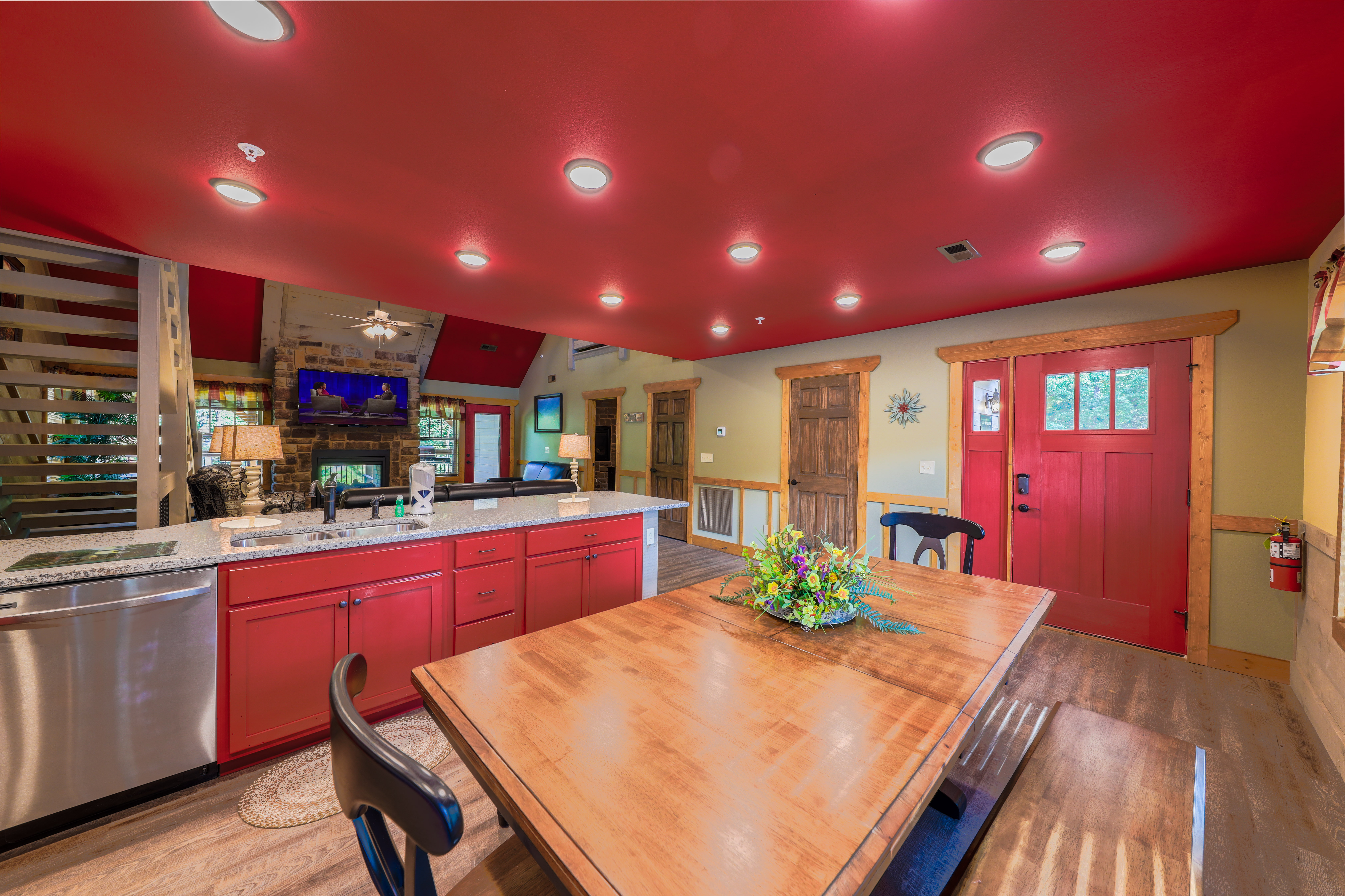 Lap of Luxury | Photo 8