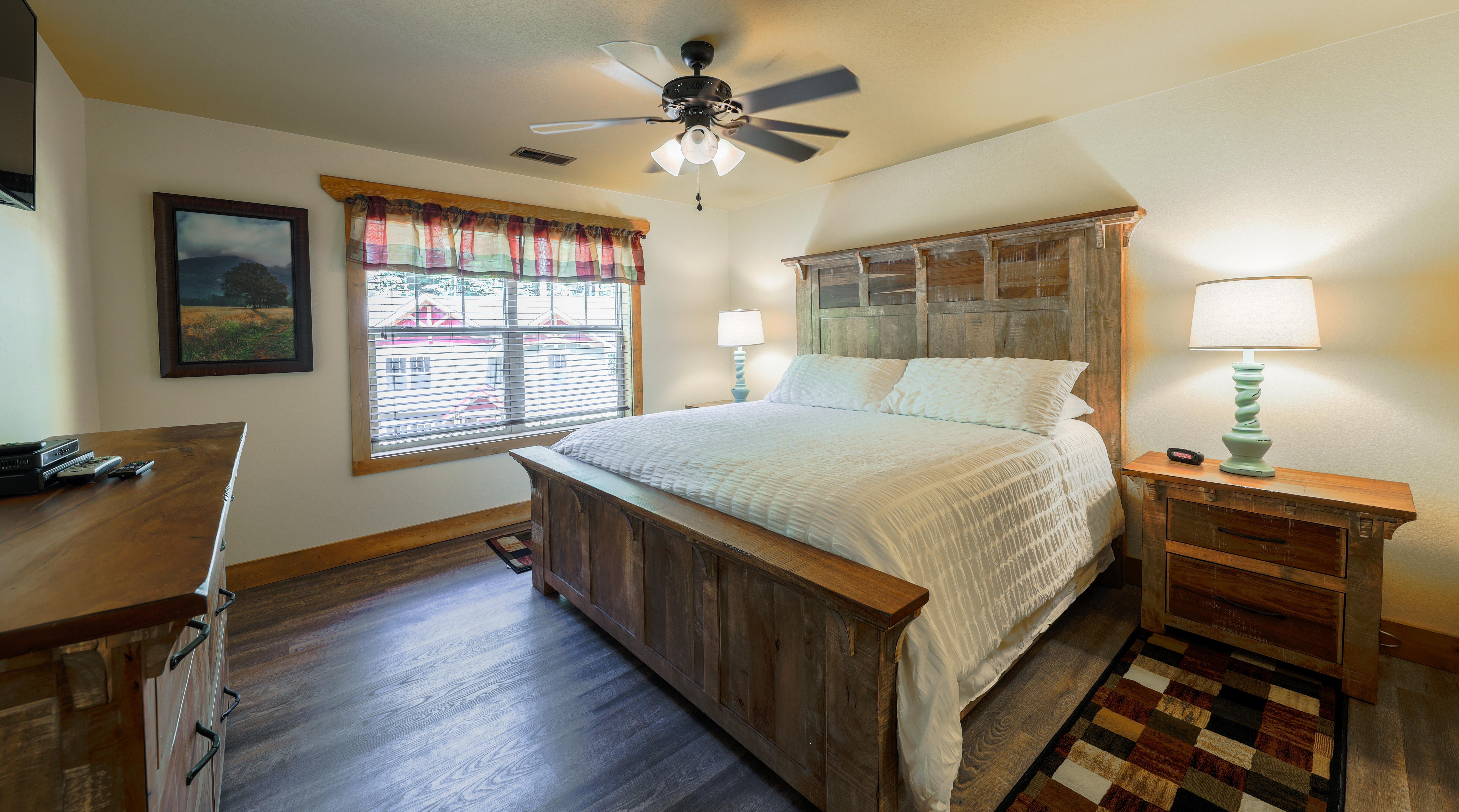 Lap of Luxury | Photo 36