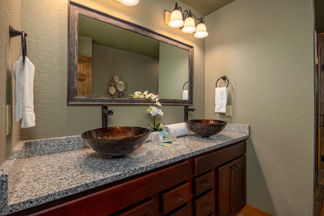 Luna Bear Lodge | Photo 18