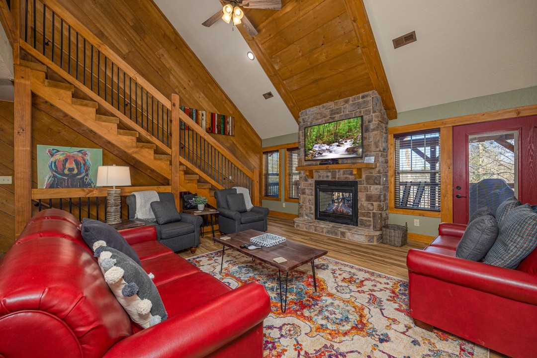 Luna Bear Lodge | Photo 4