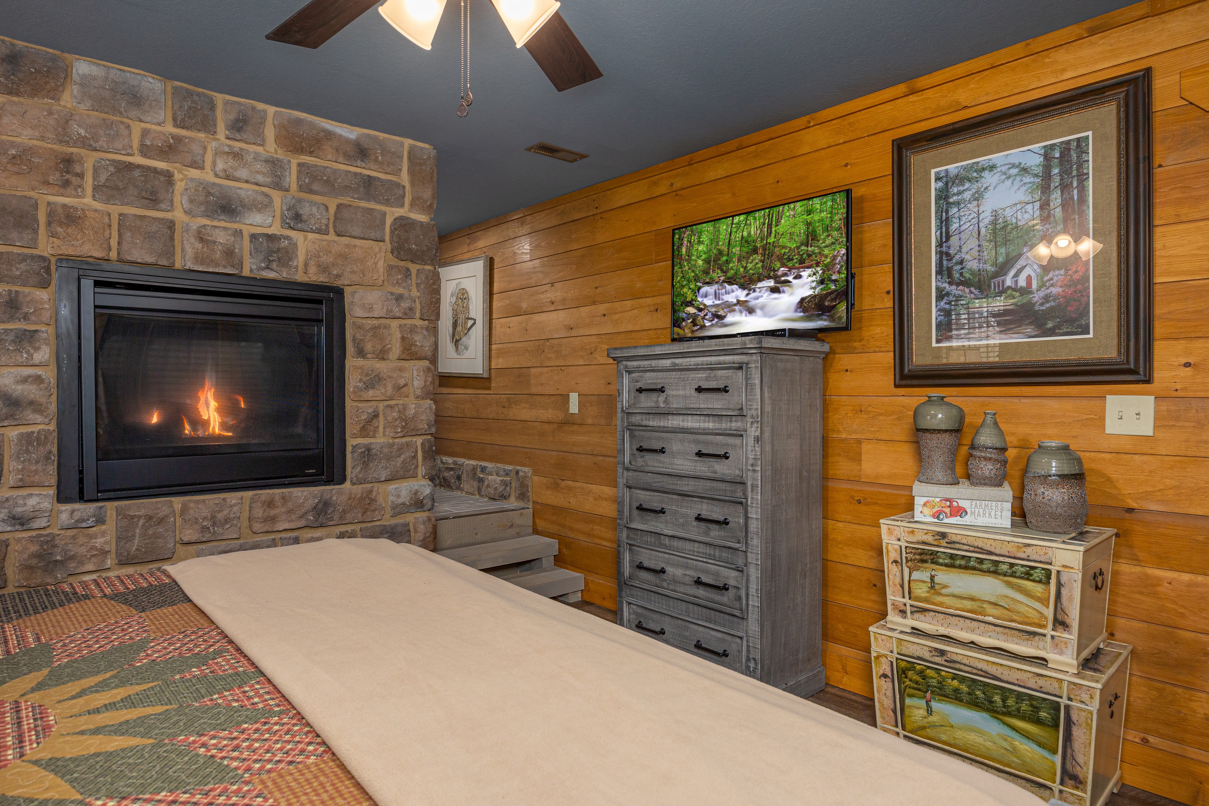 Mountain Sunrise Pool Cottage | Photo 14