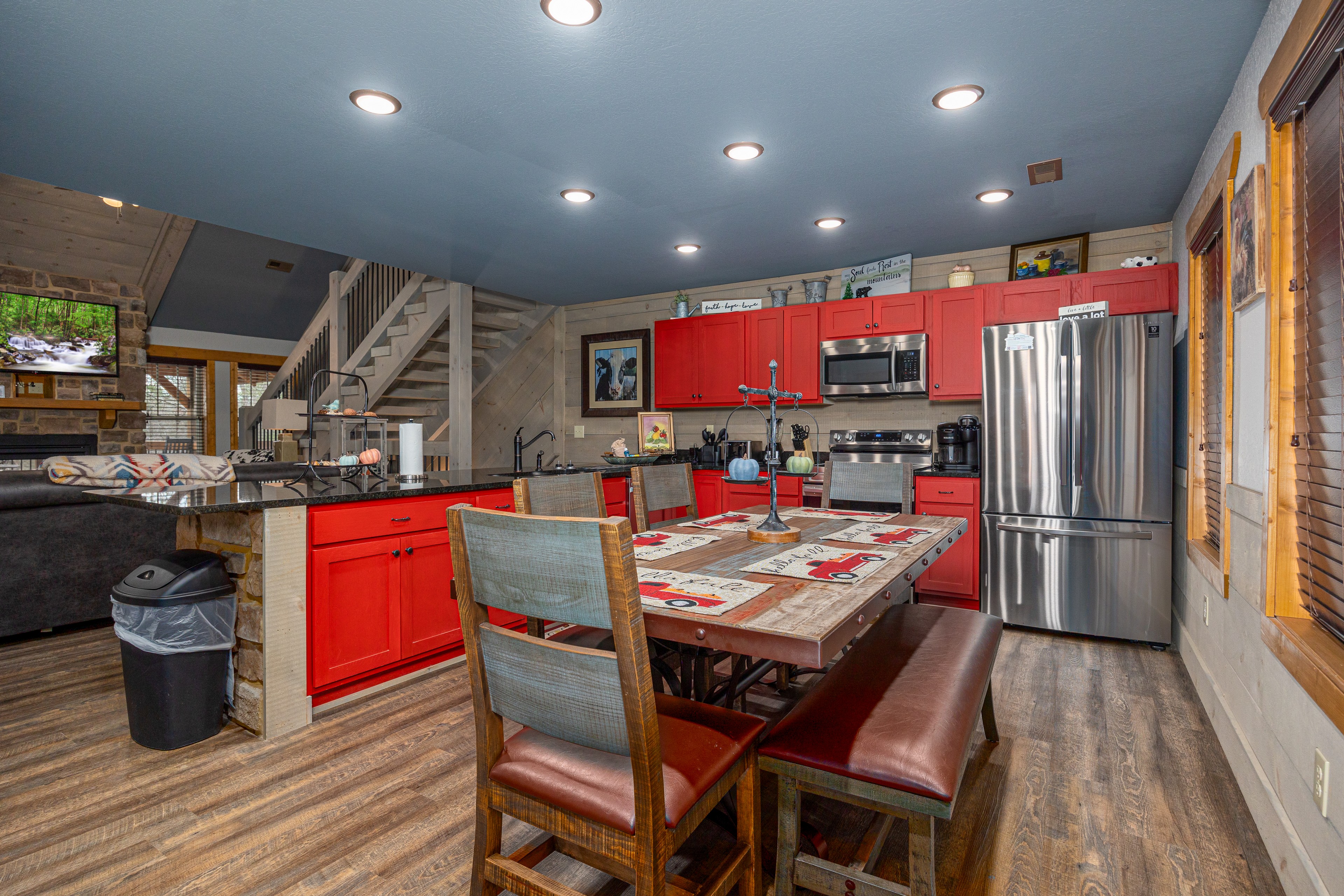 Mountain Sunrise Pool Cottage | Photo 6