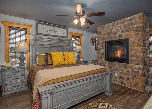 Mountain Sunrise Pool Cottage | Photo 15